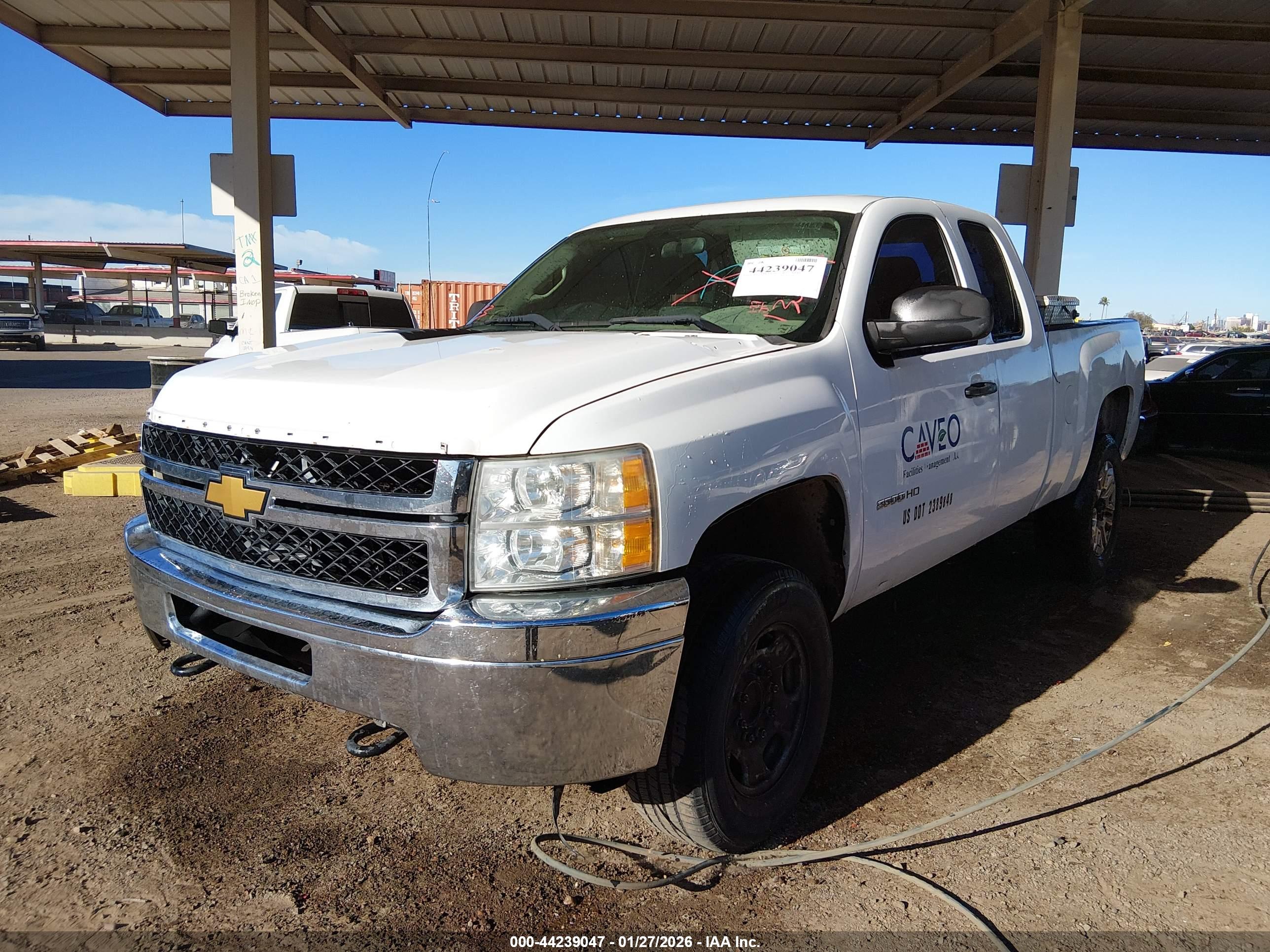 CHEVROLET SILVERADO image 2