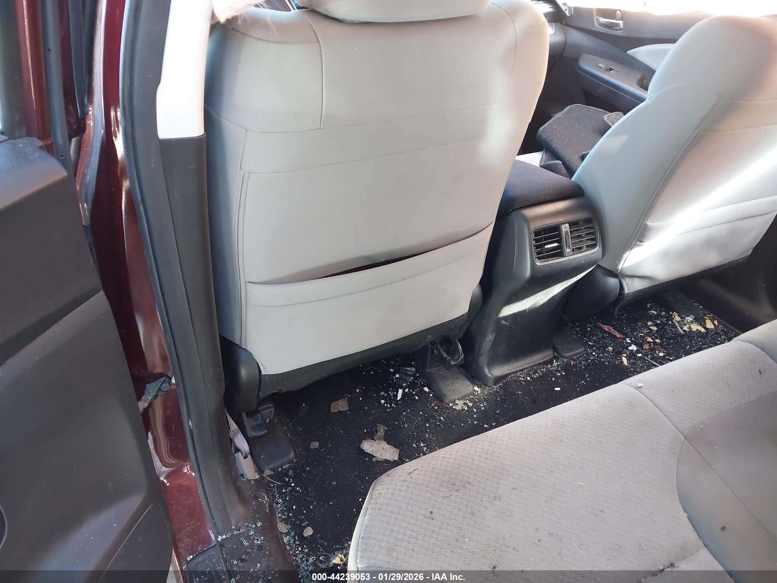 HONDA CR-V image 8