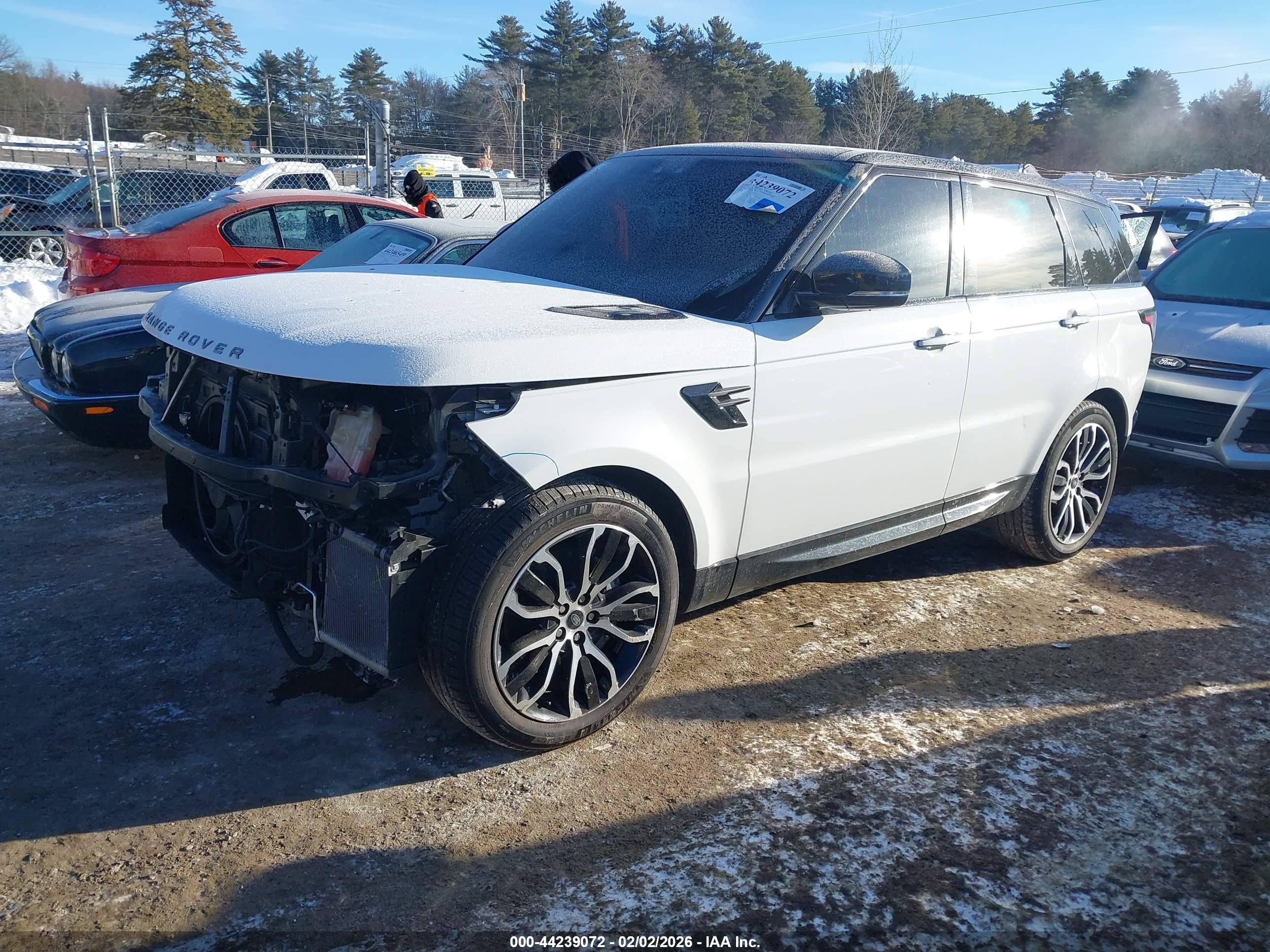 LAND ROVER image 2