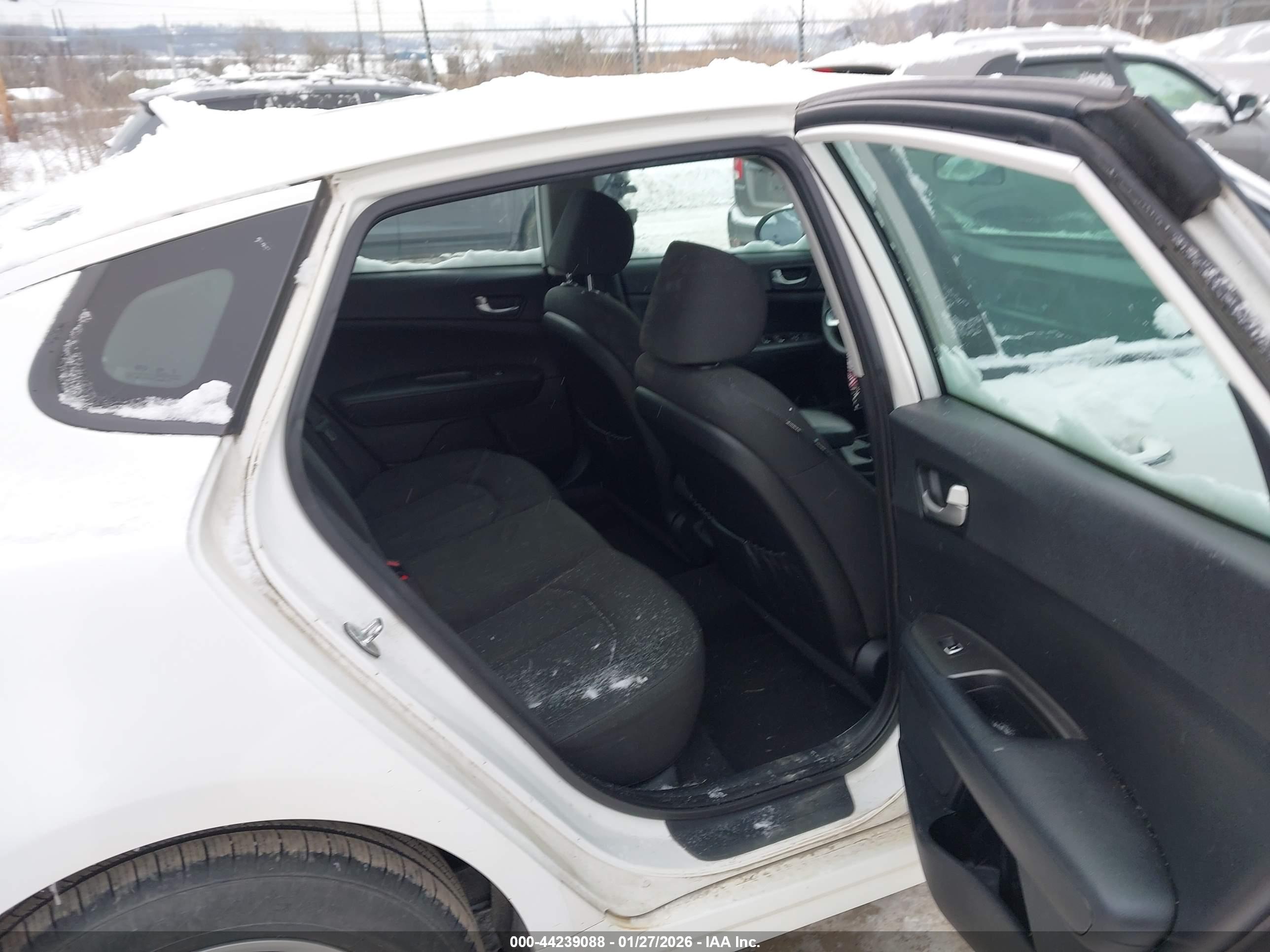 KIA OPTIMA image 8