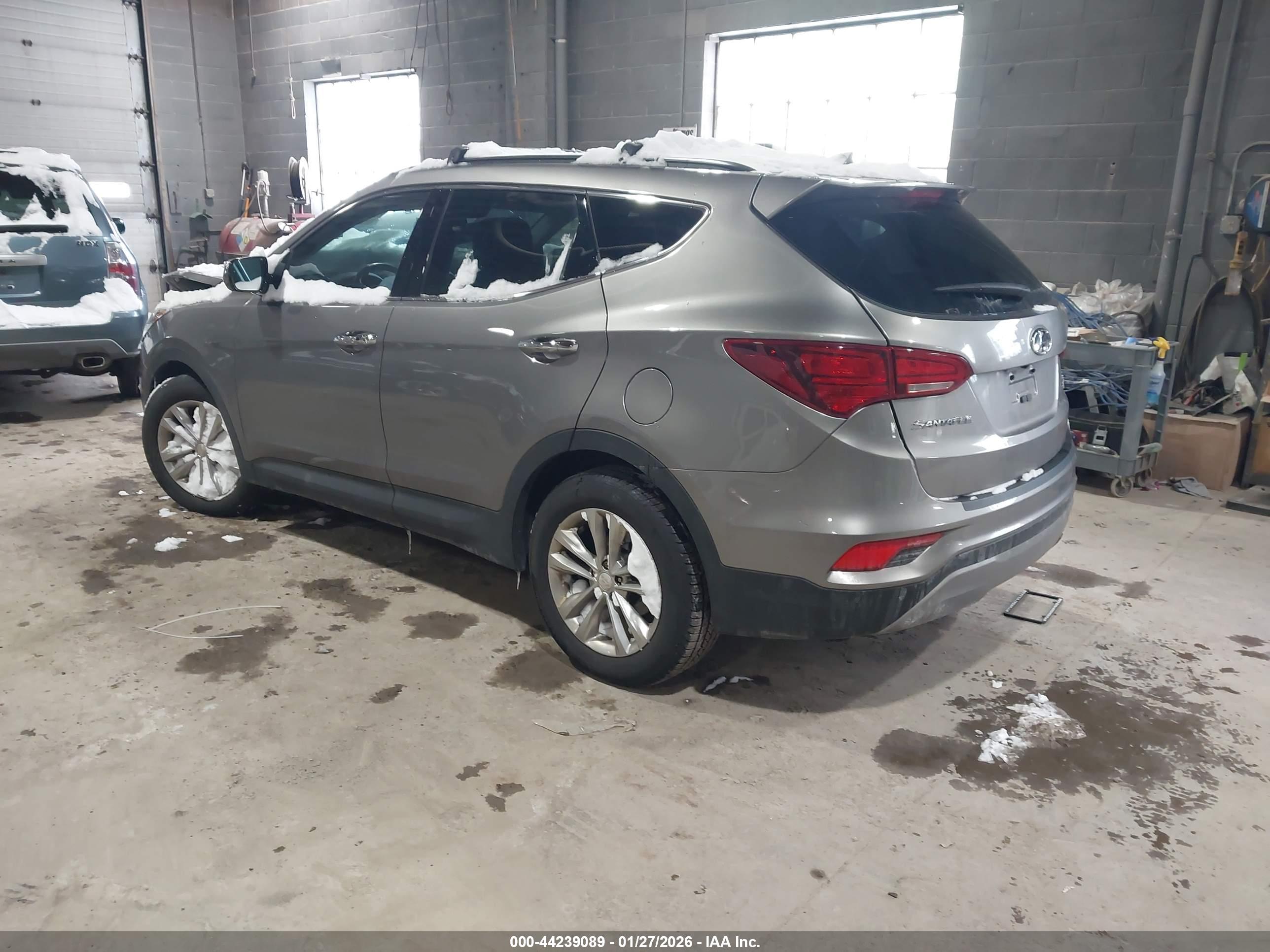 HYUNDAI SANTA image 3