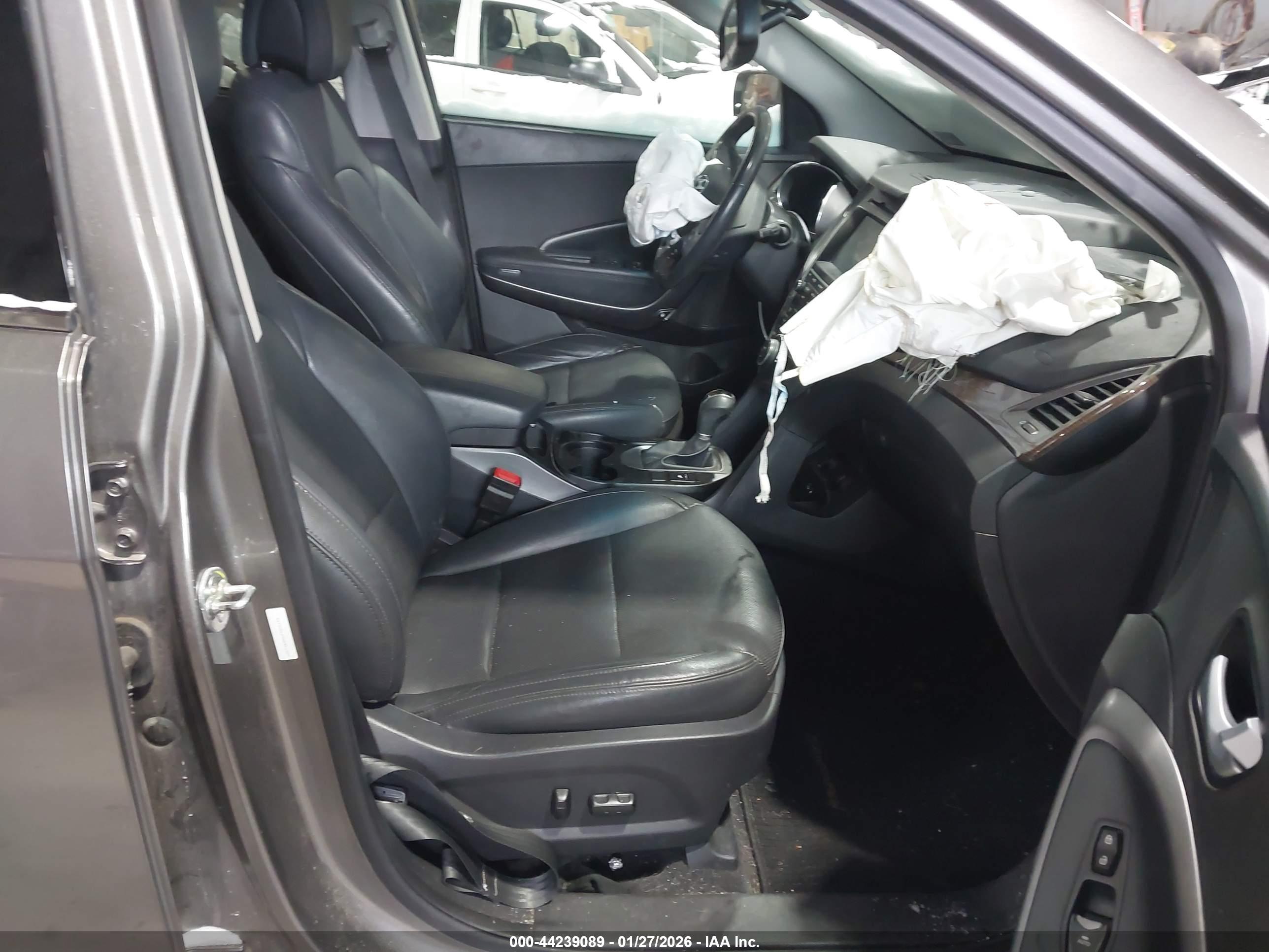HYUNDAI SANTA image 5