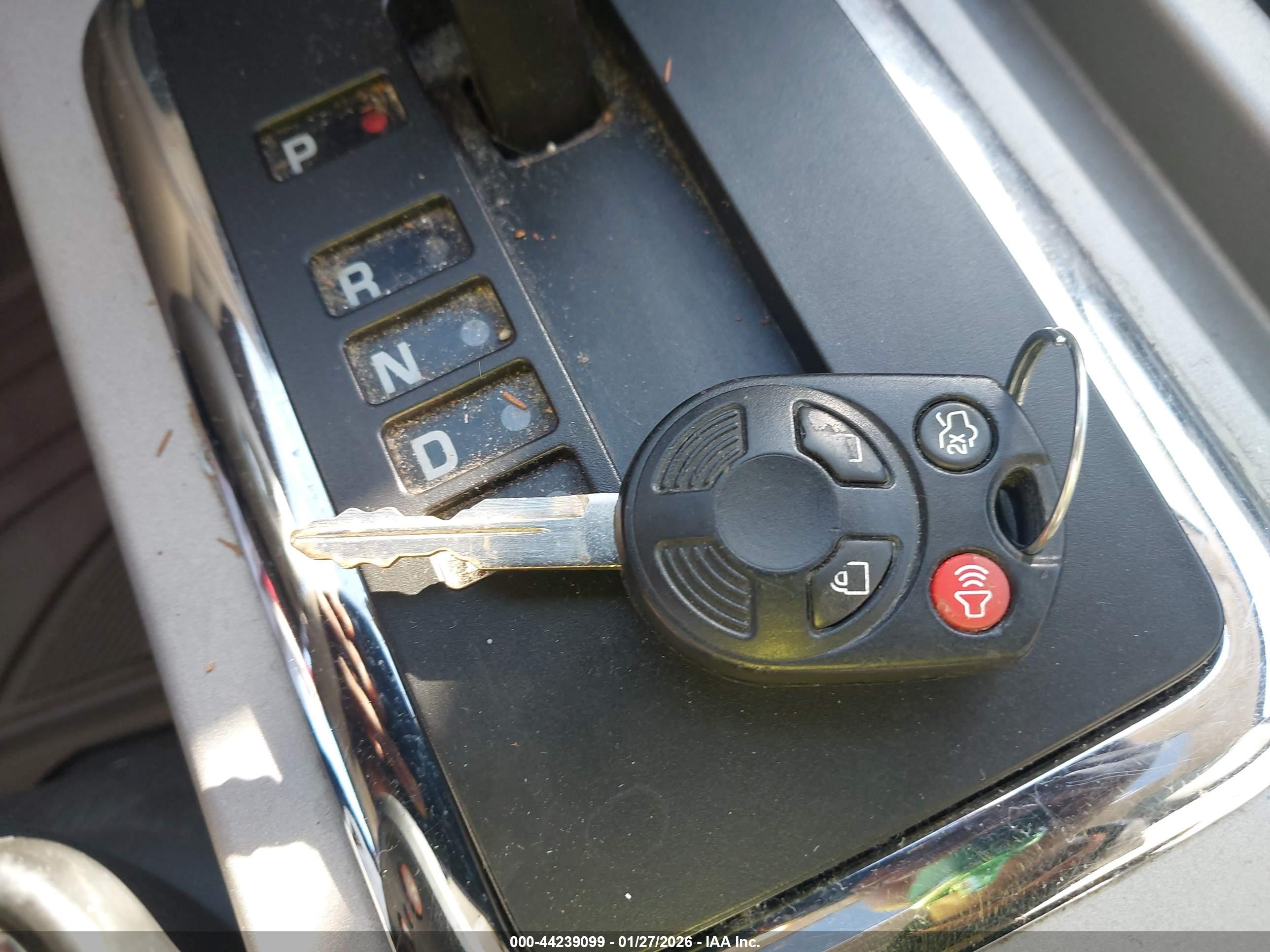 FORD ESCAPE image 11