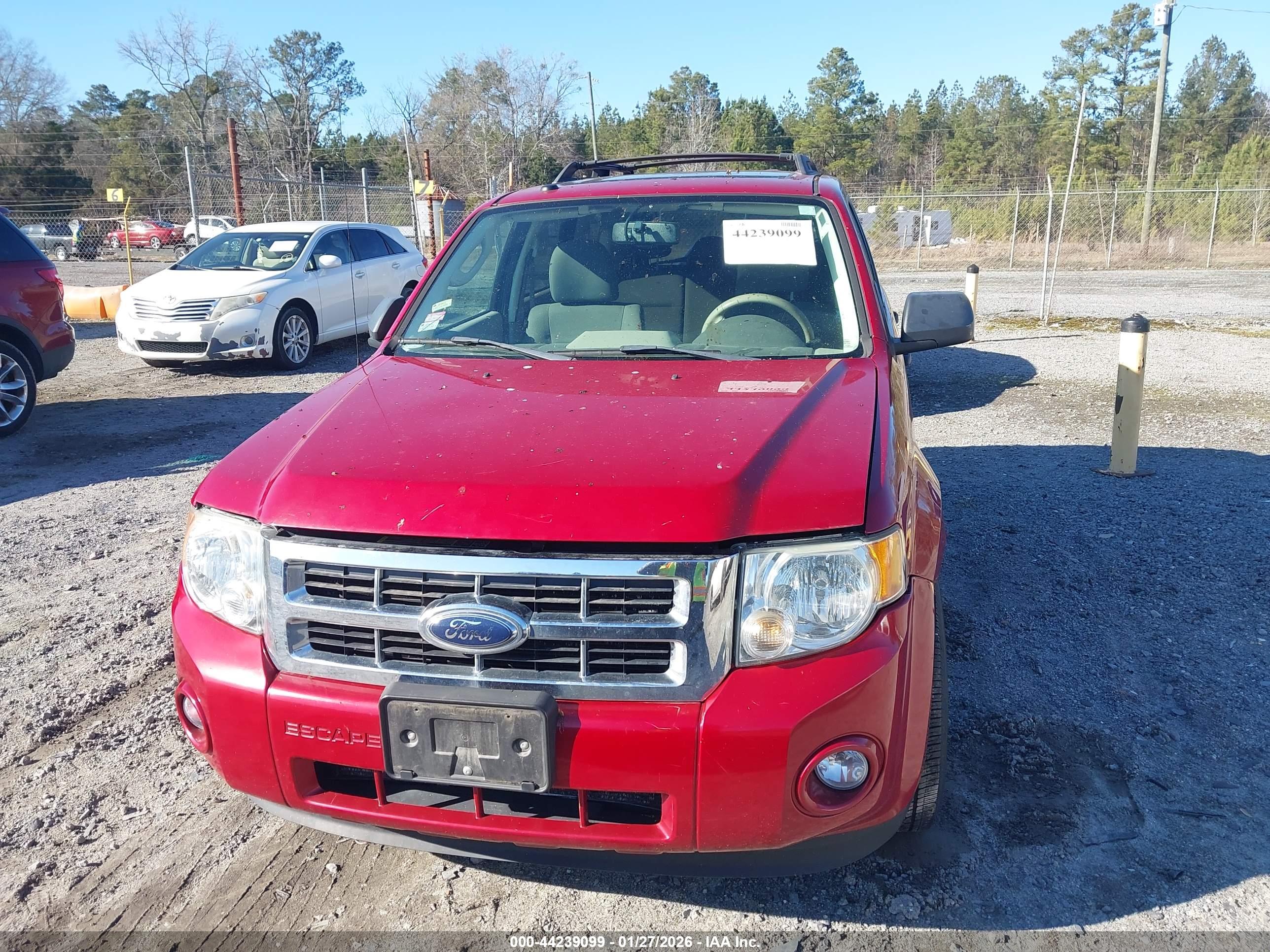FORD ESCAPE image 6