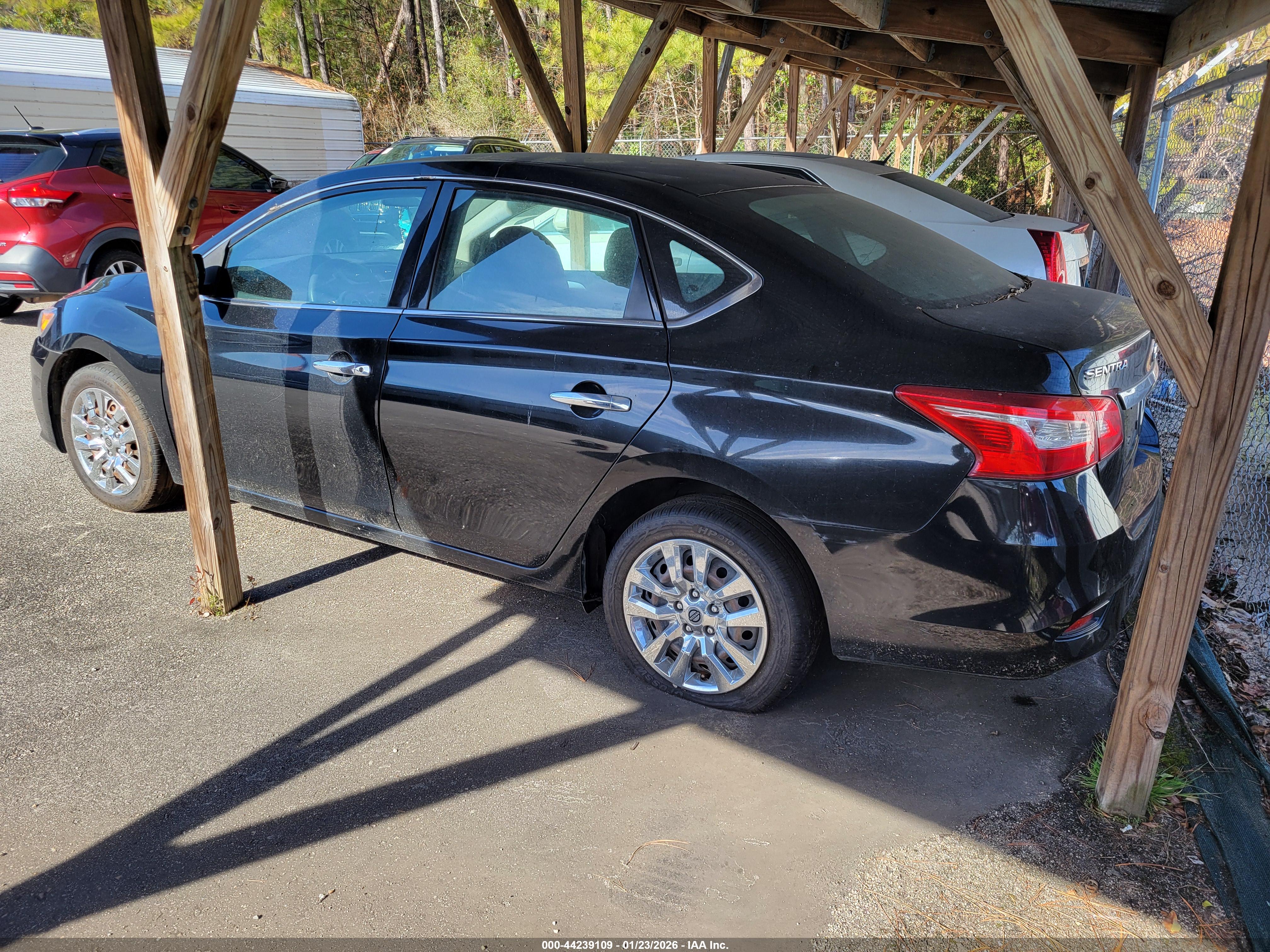 NISSAN SENTRA image 3