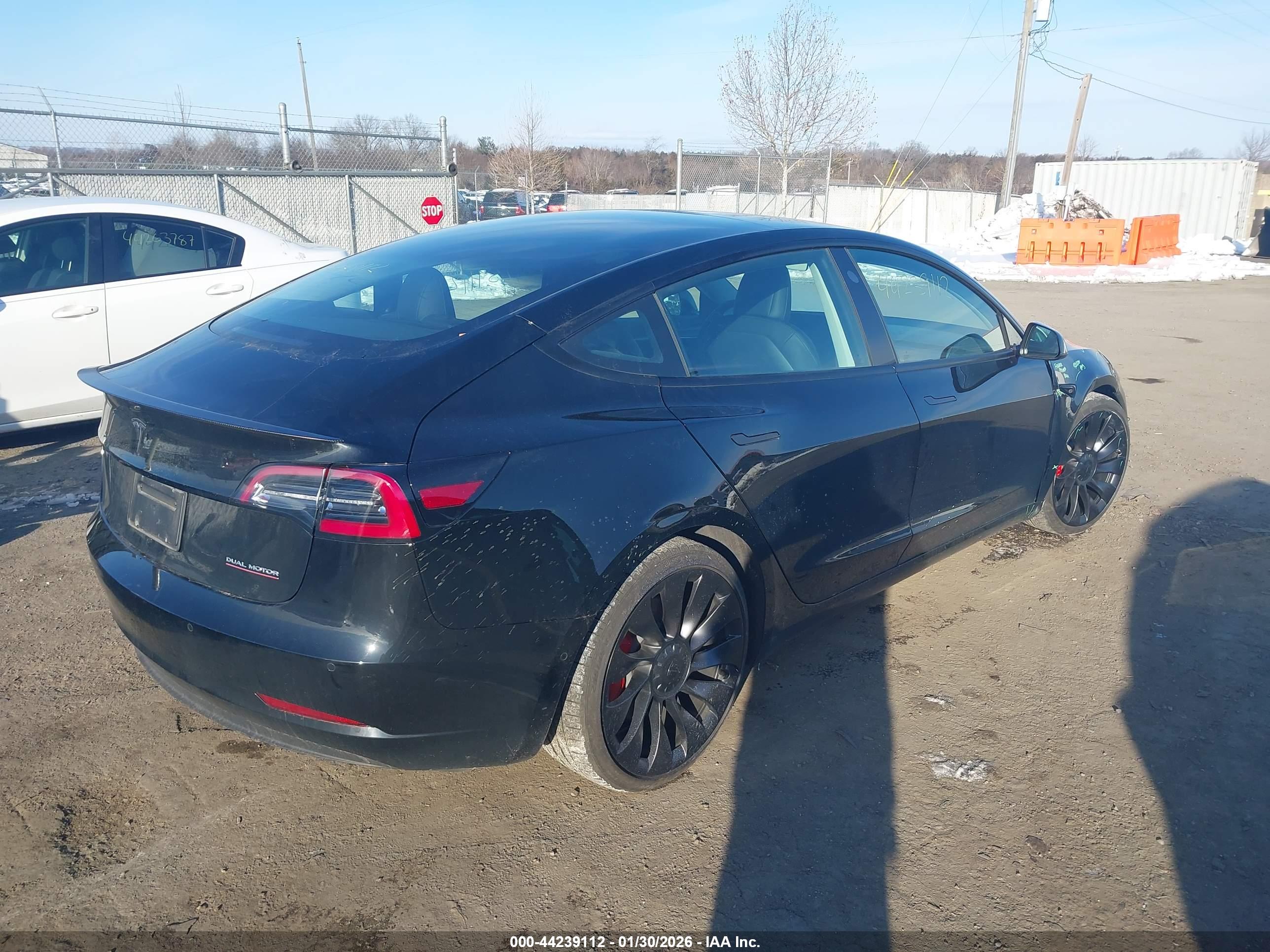 TESLA MODEL image 4