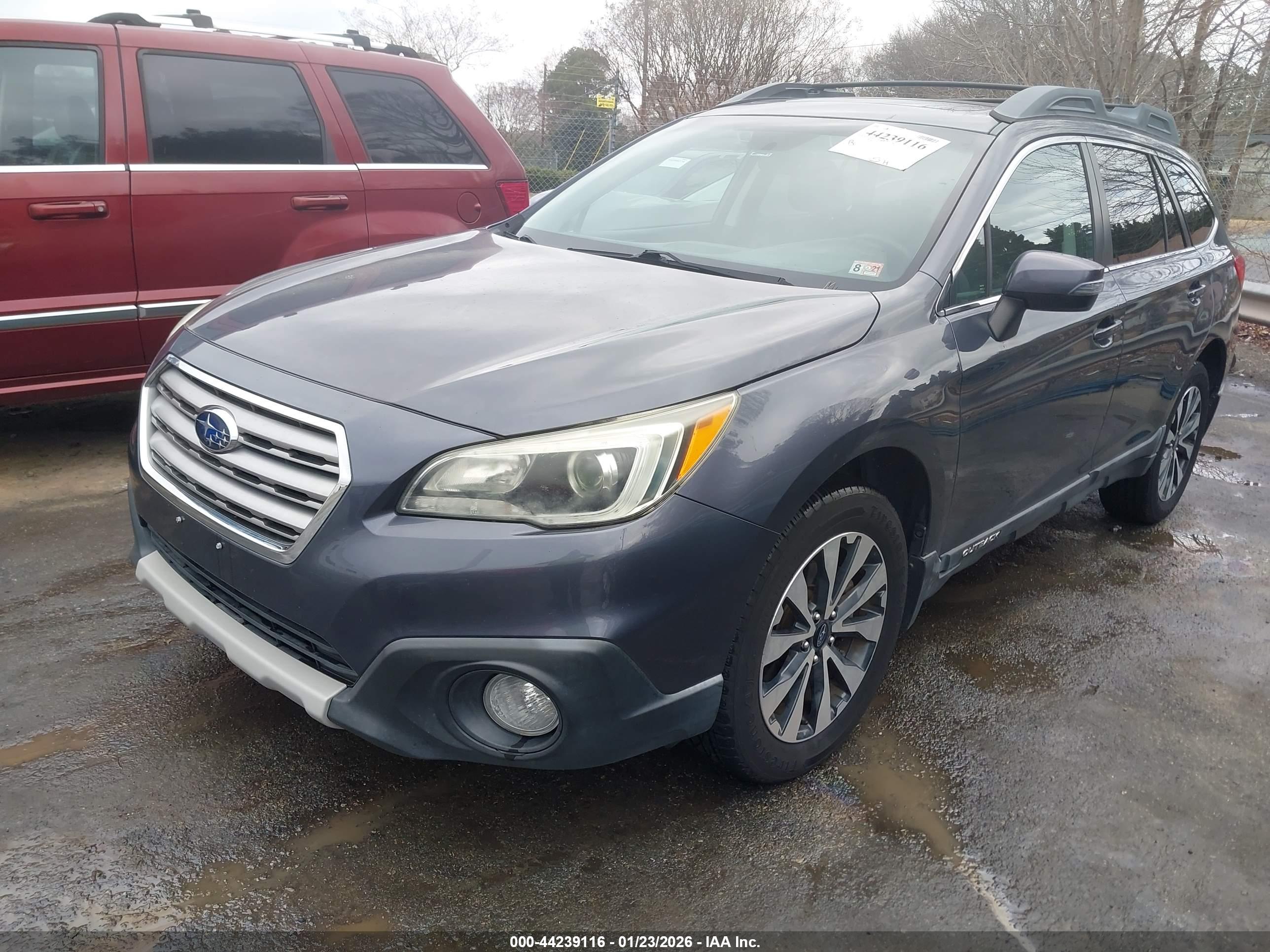 SUBARU OUTBACK image 6