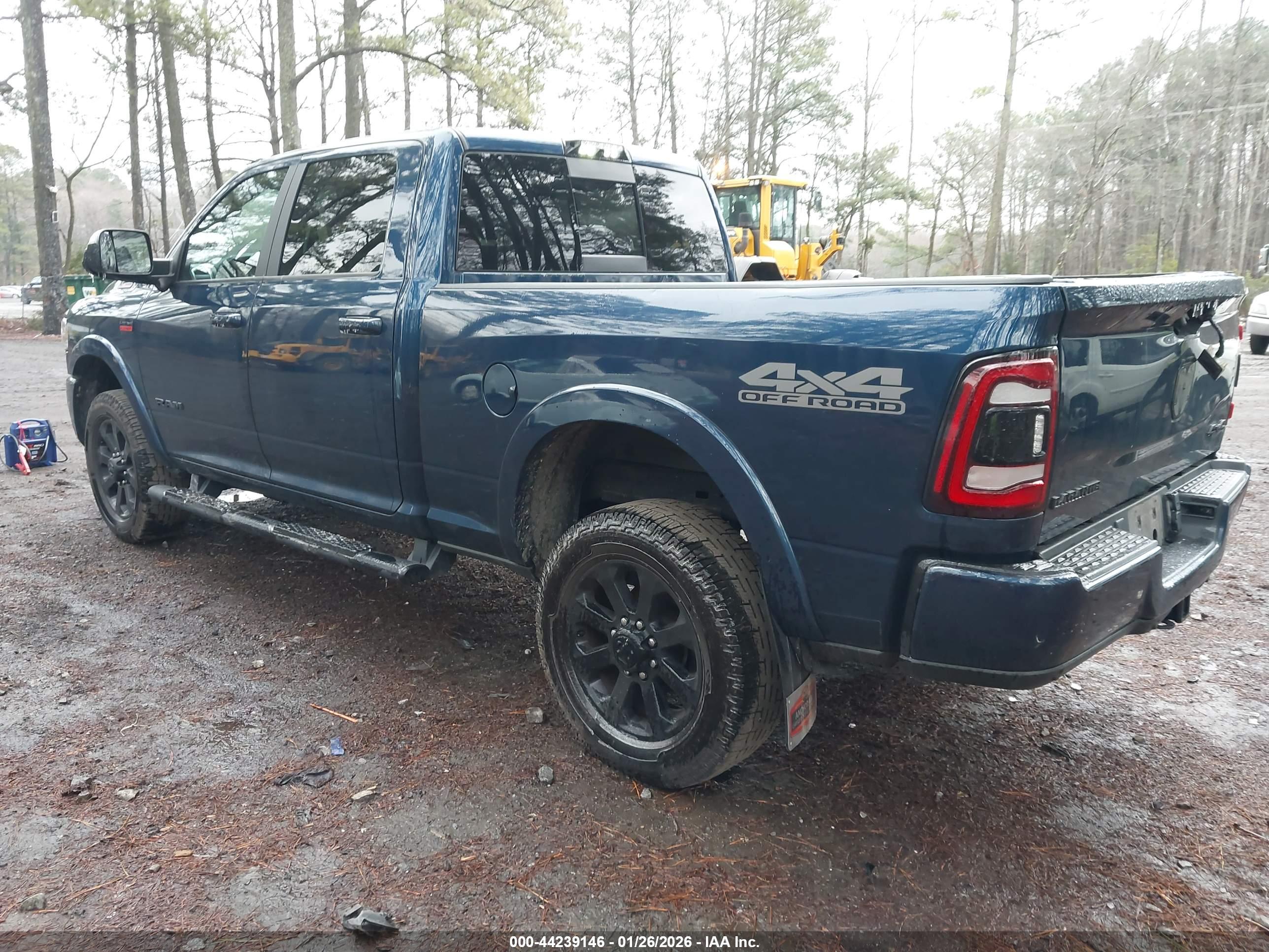 RAM 2500 image 3