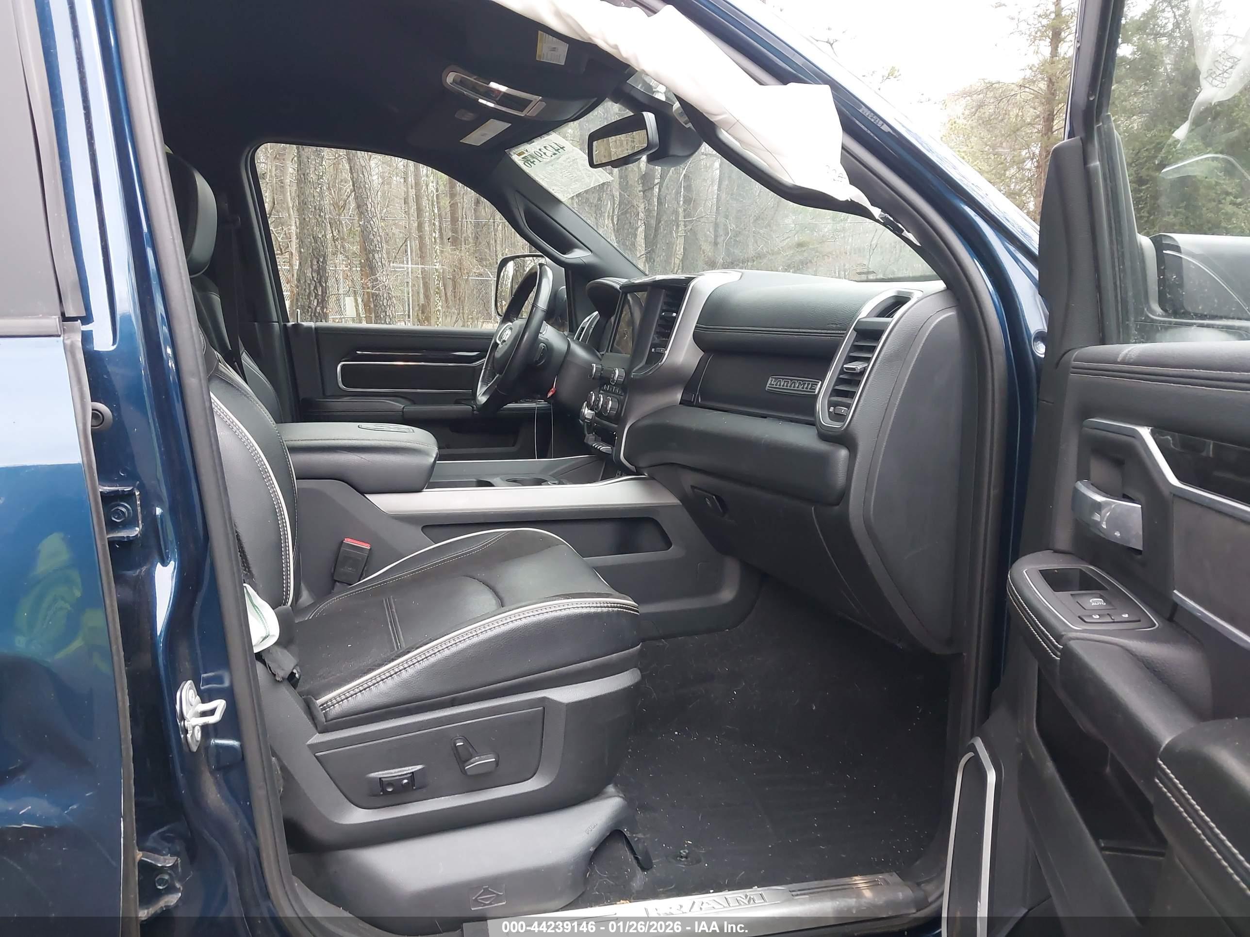 RAM 2500 image 5