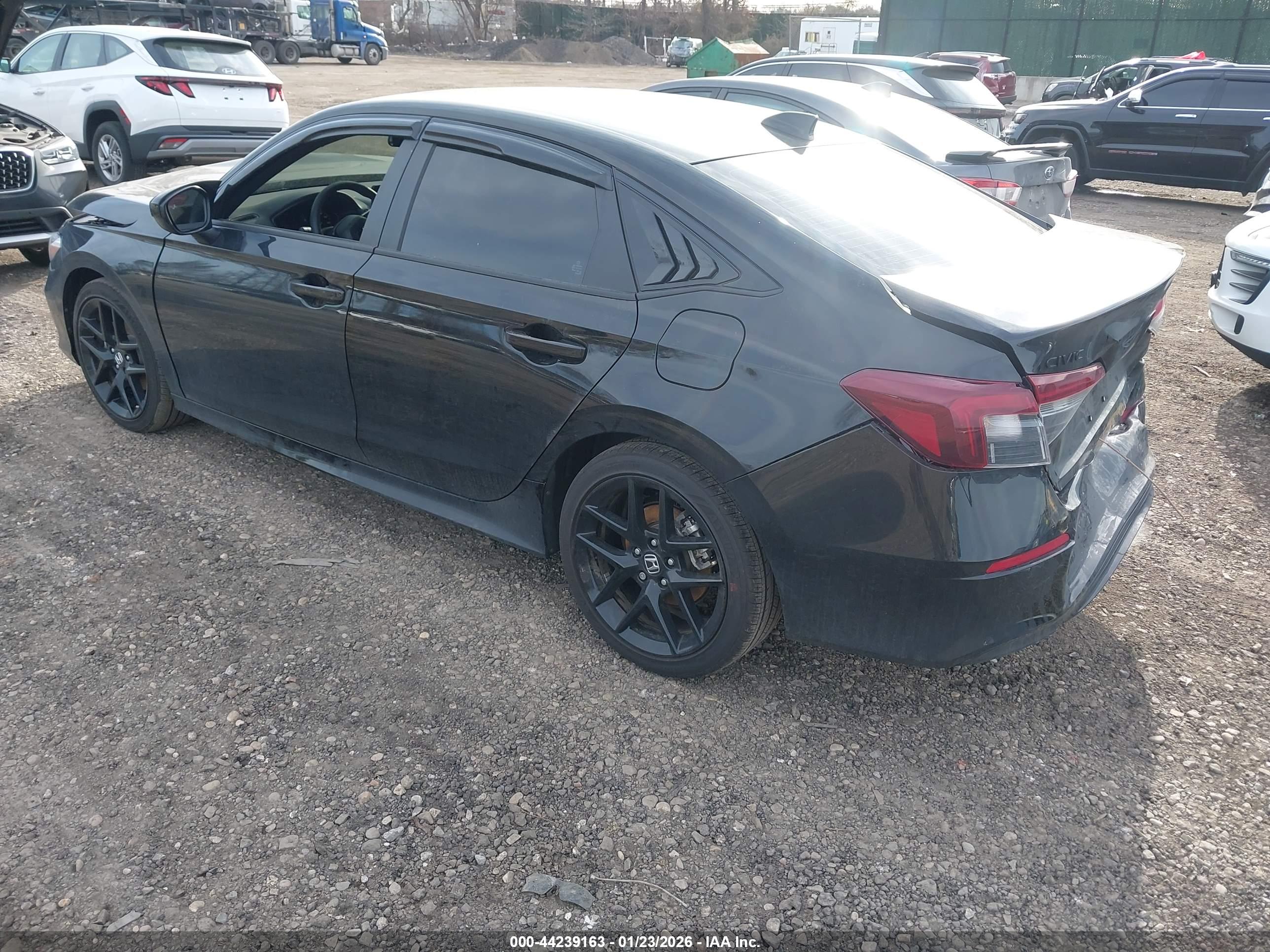 HONDA CIVIC image 3
