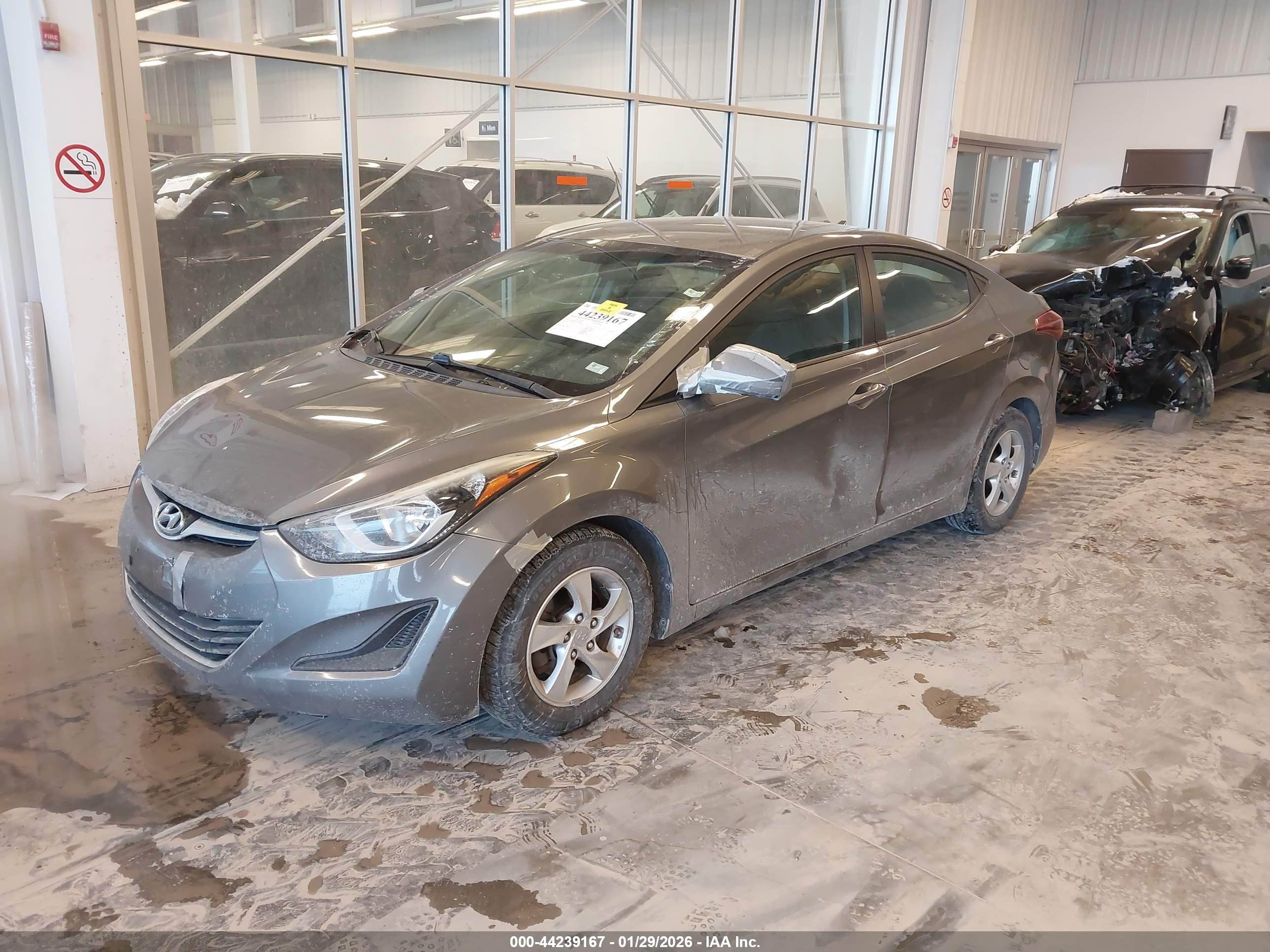 HYUNDAI ELANTRA image 2