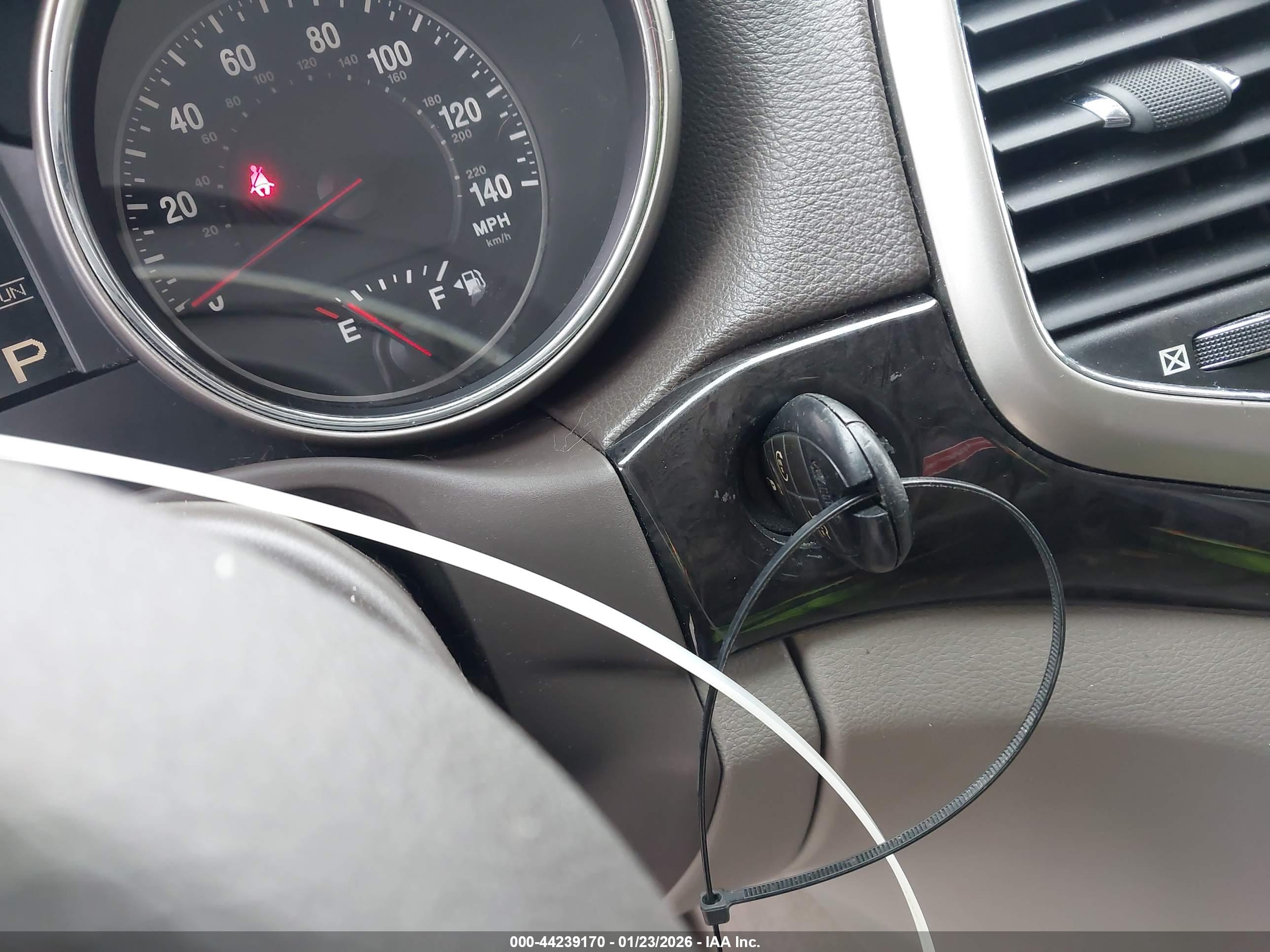 JEEP GRAND image 11