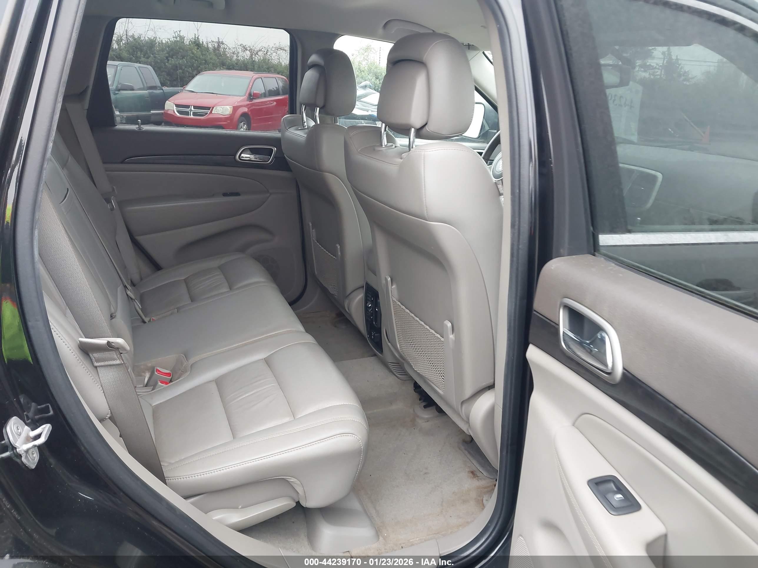 JEEP GRAND image 8