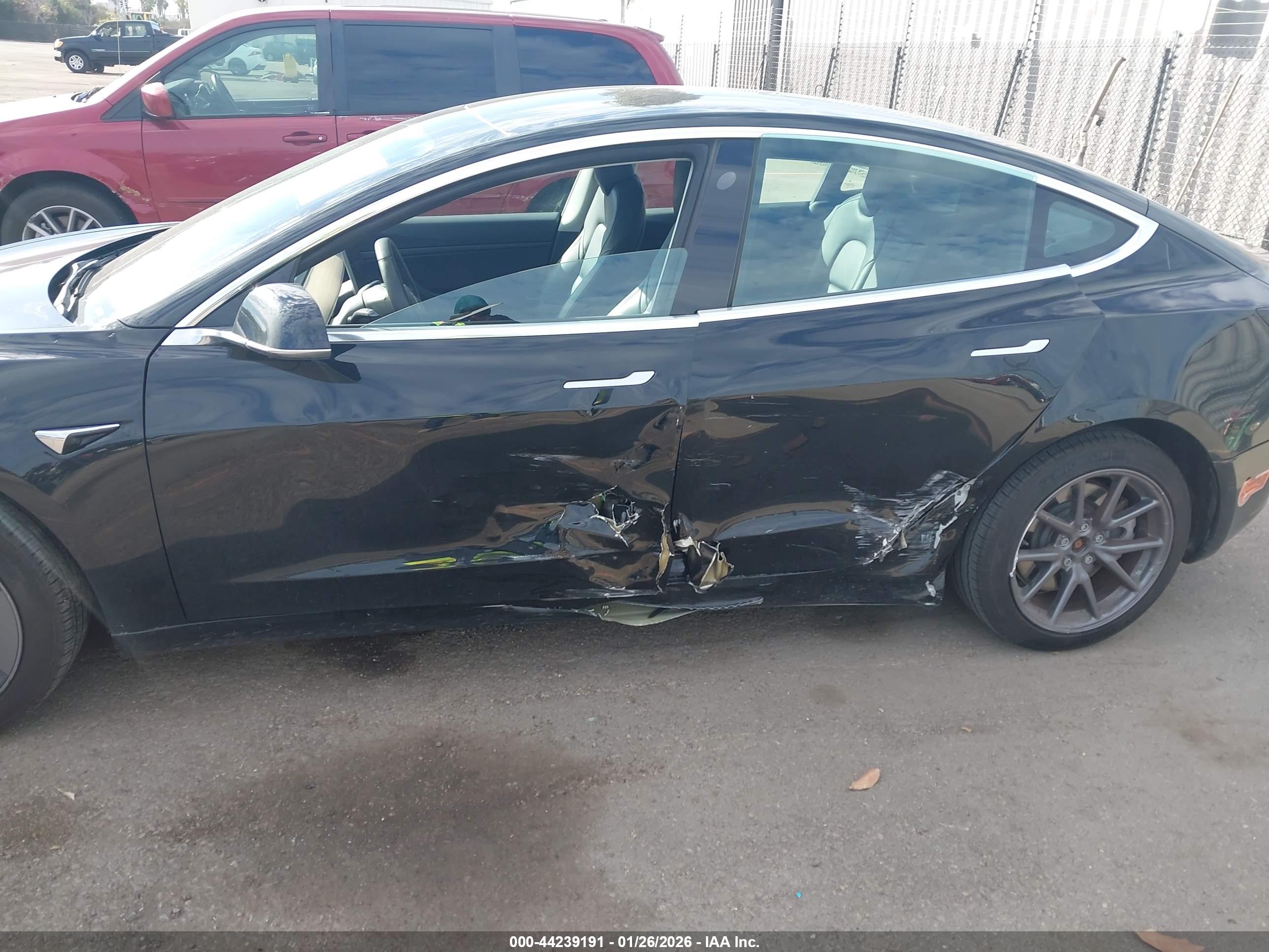 TESLA MODEL image 6