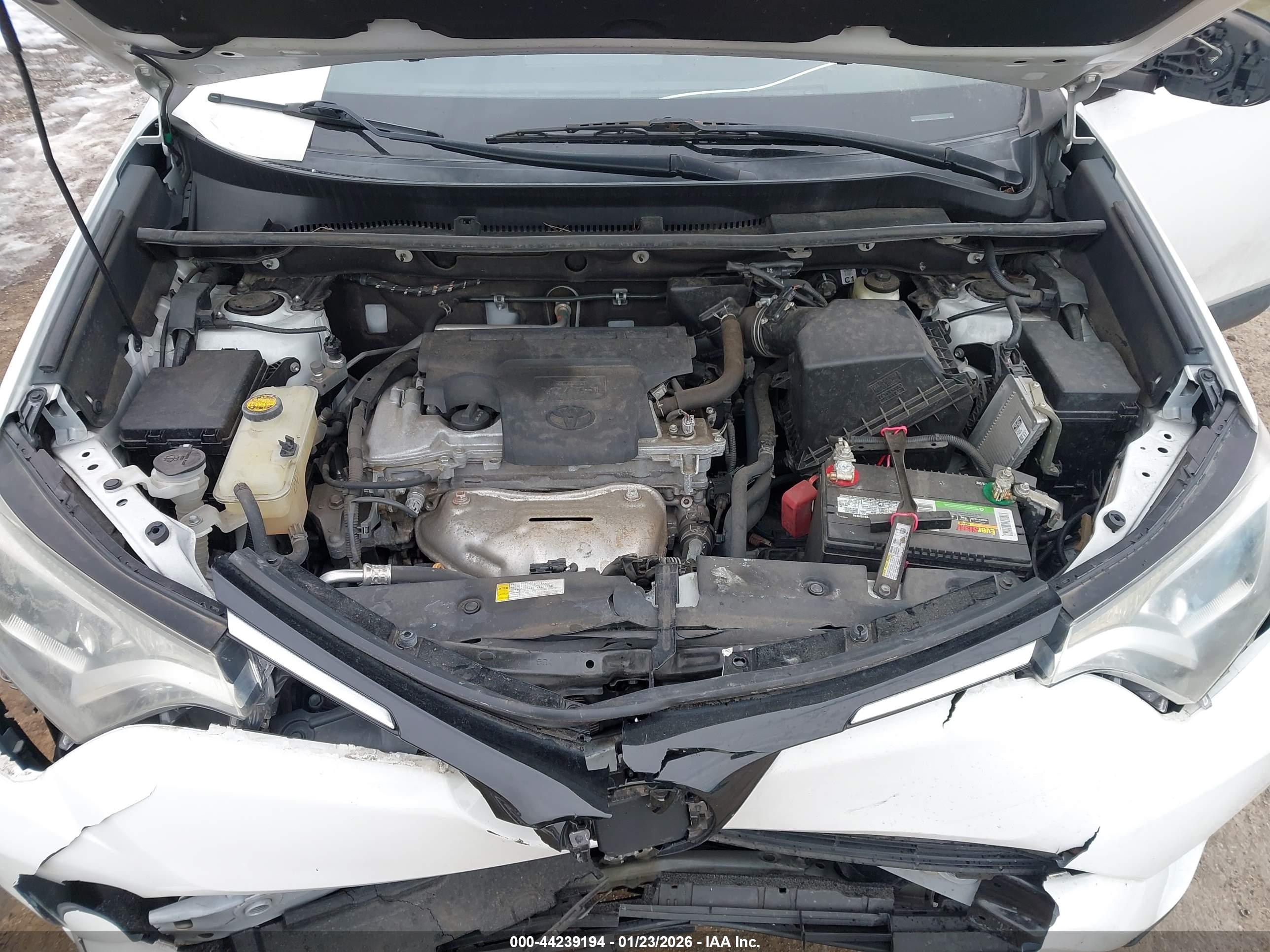 TOYOTA RAV4 image 10