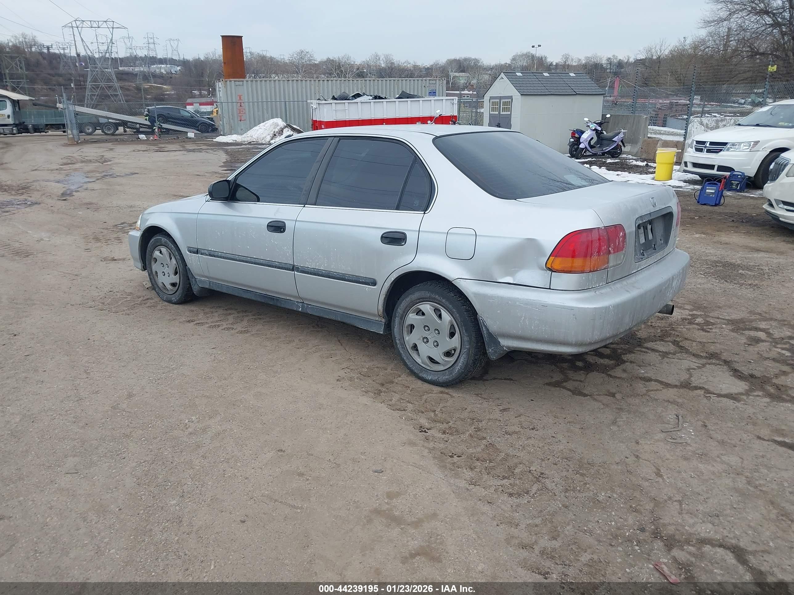 HONDA CIVIC image 3