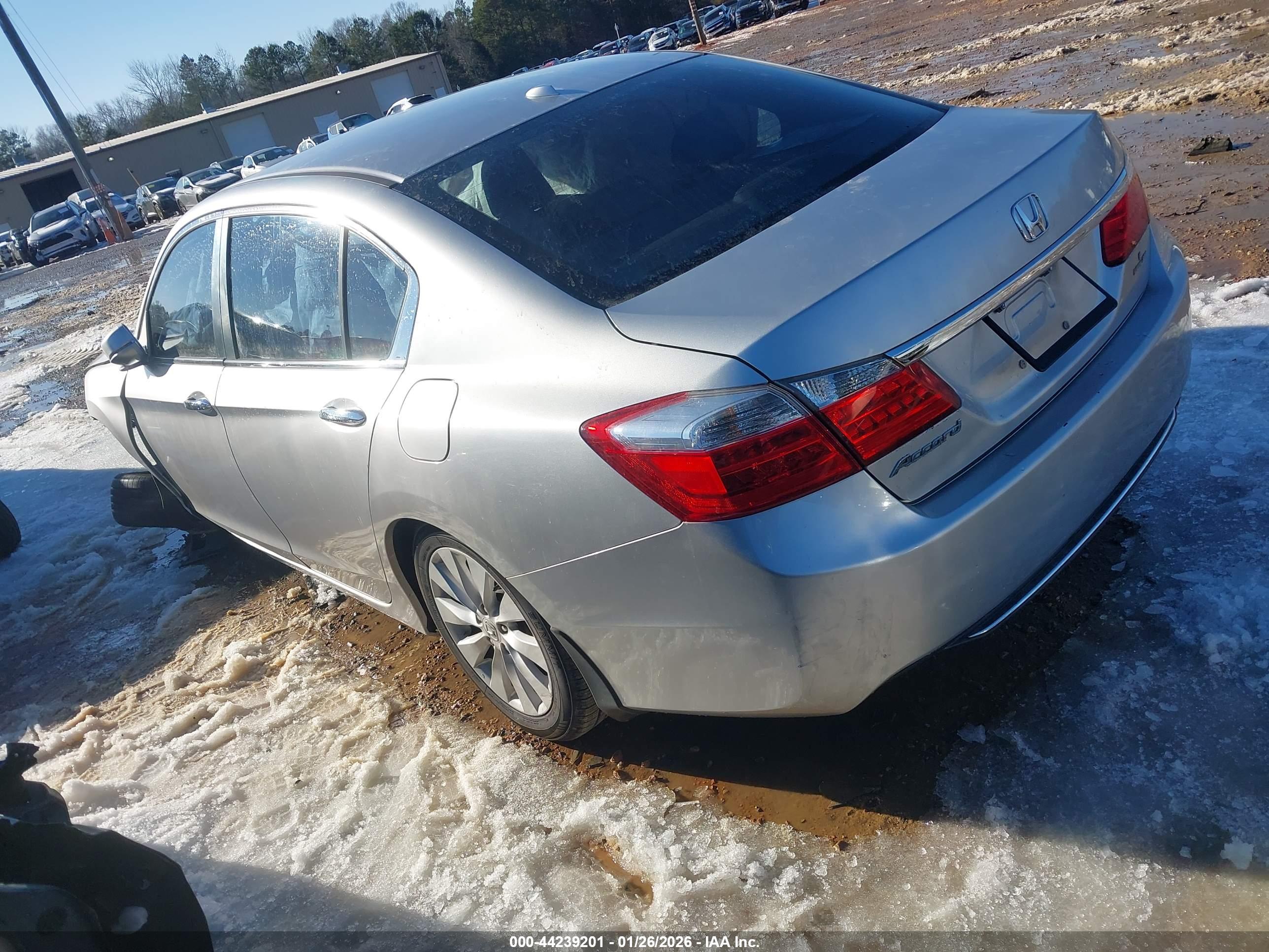 HONDA ACCORD image 3