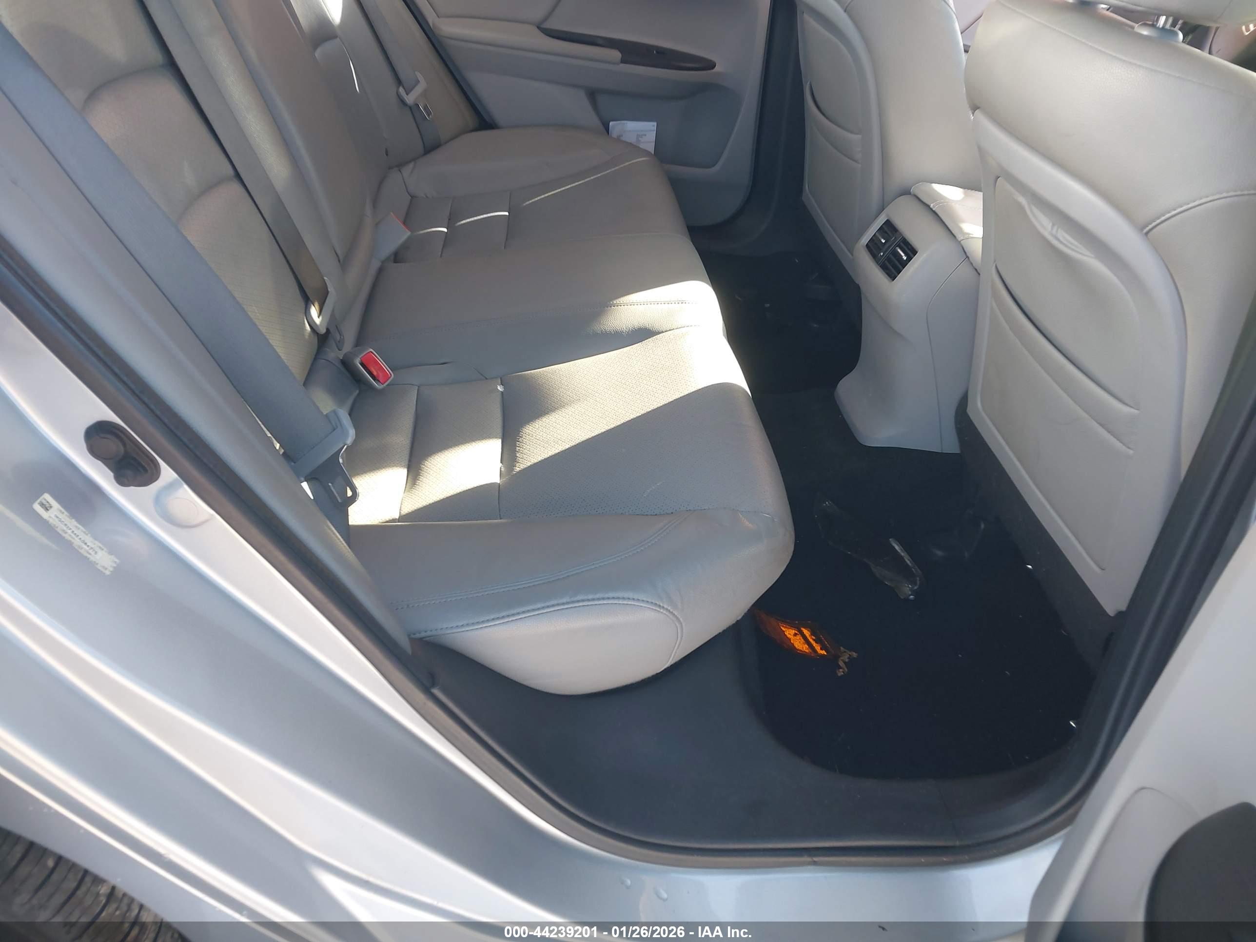 HONDA ACCORD image 8