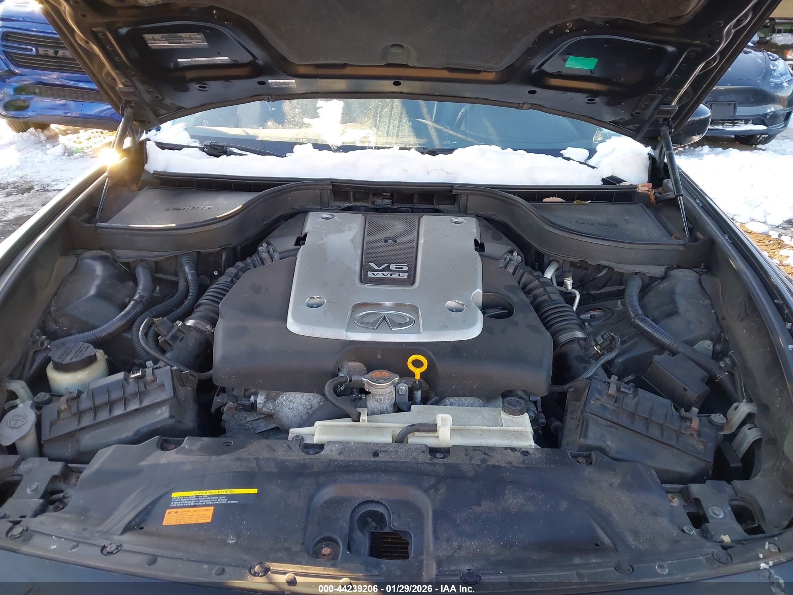 INFINITI G37X image 10