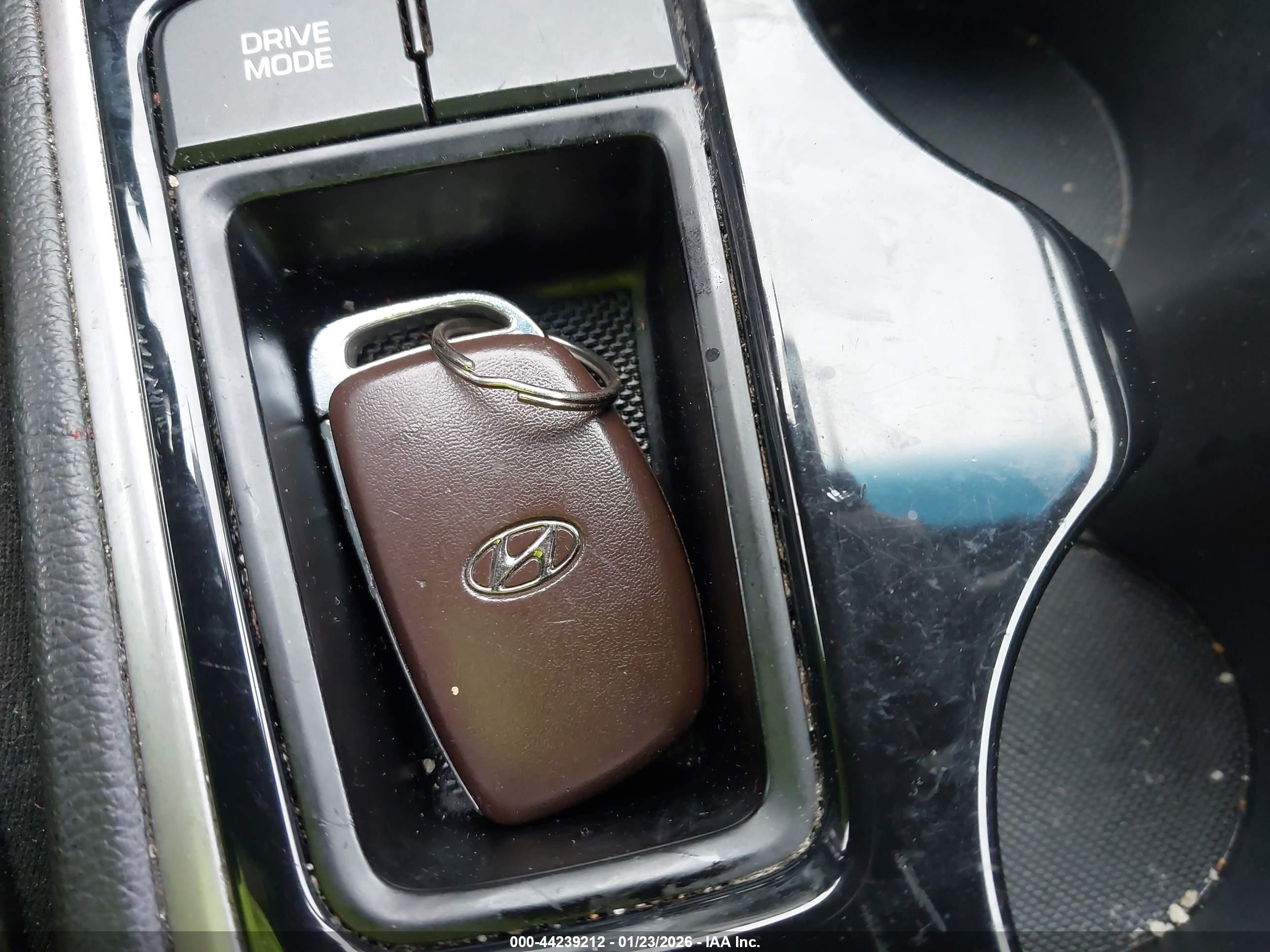 HYUNDAI SONATA image 11
