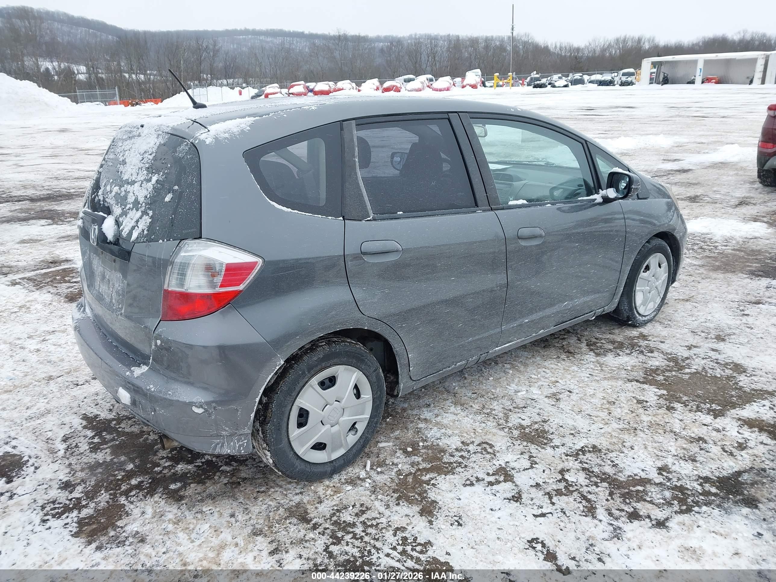 HONDA FIT image 4