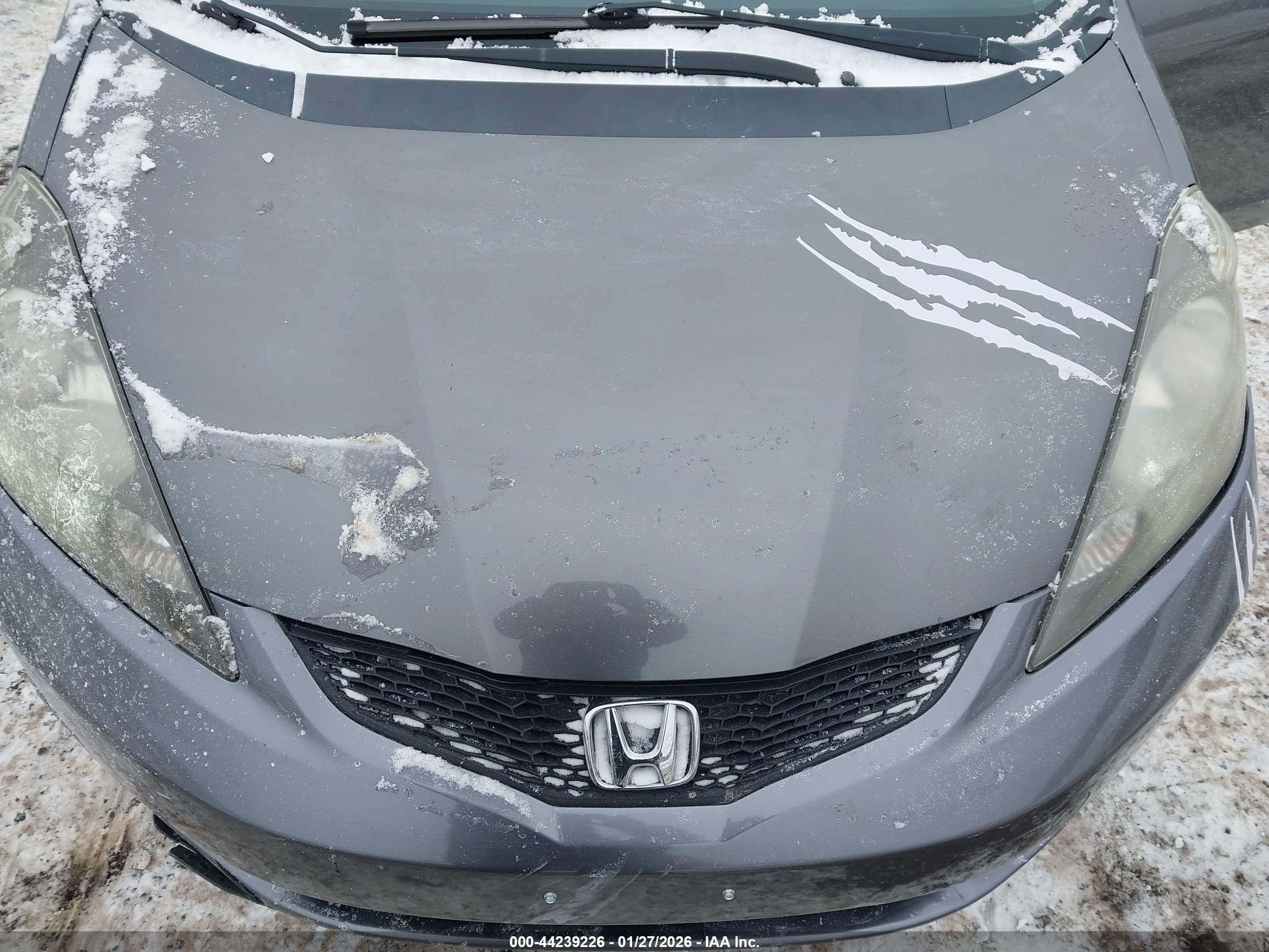 HONDA FIT image 6