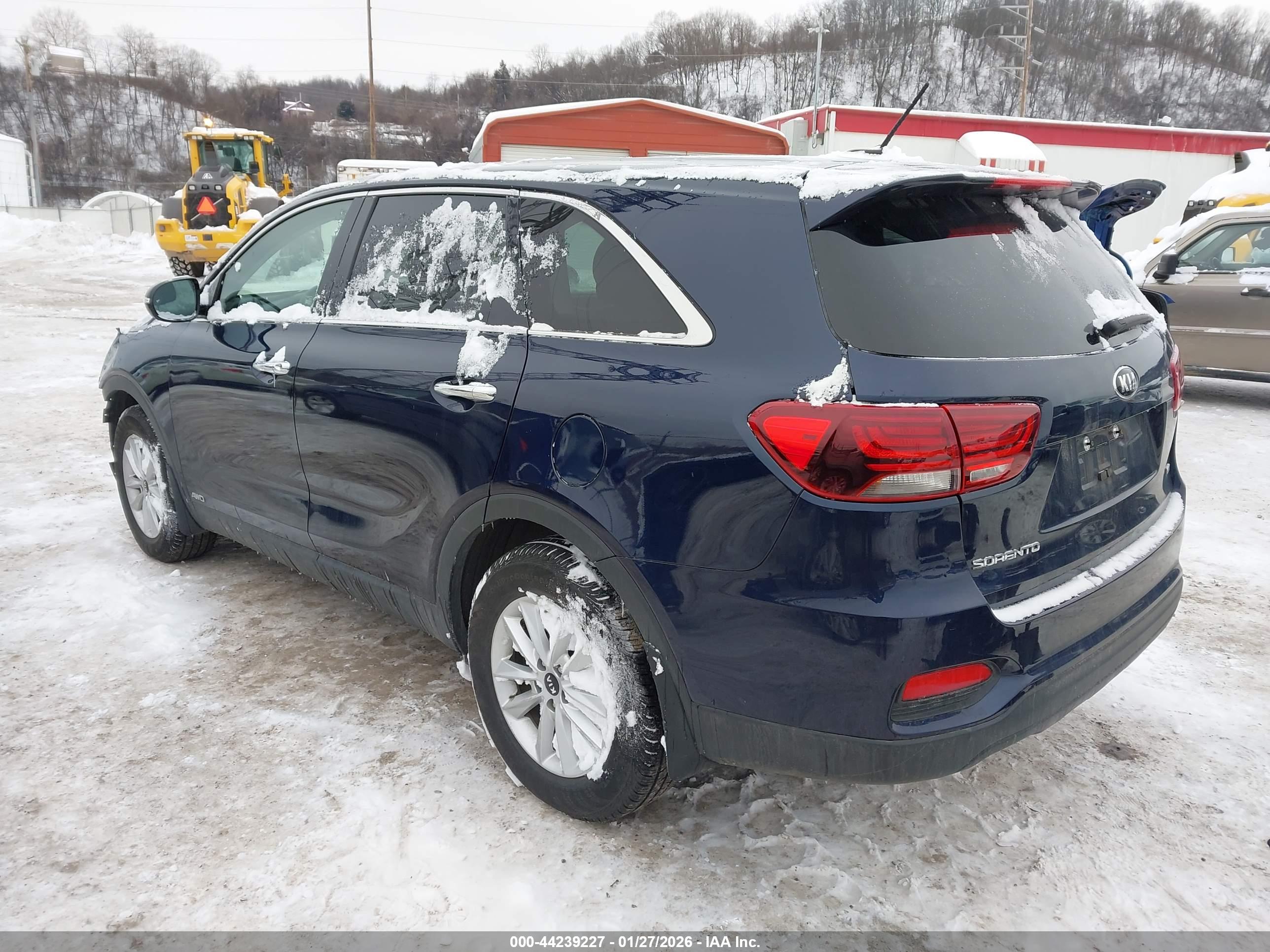 KIA SORENTO image 3