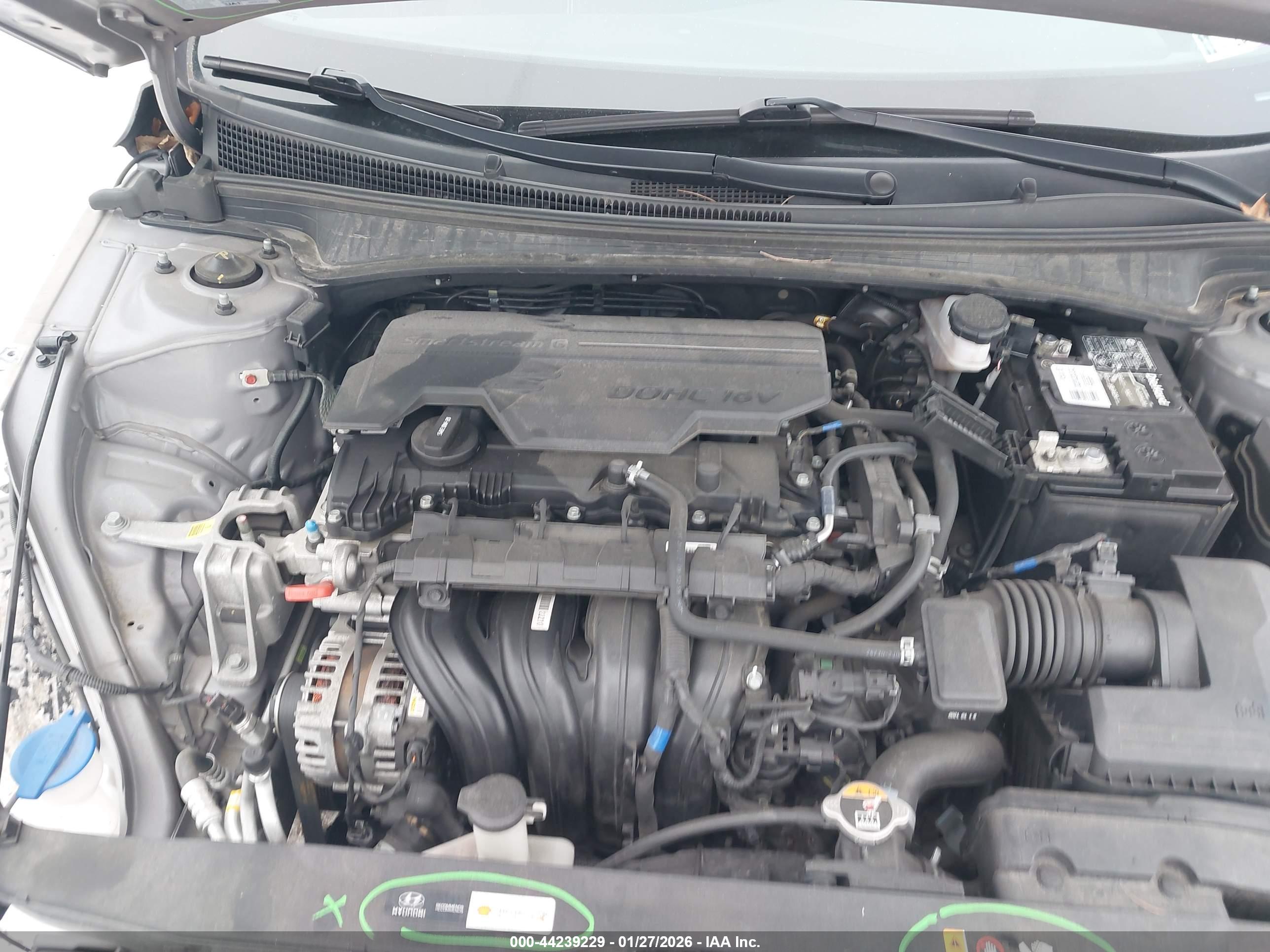 HYUNDAI ELANTRA image 10