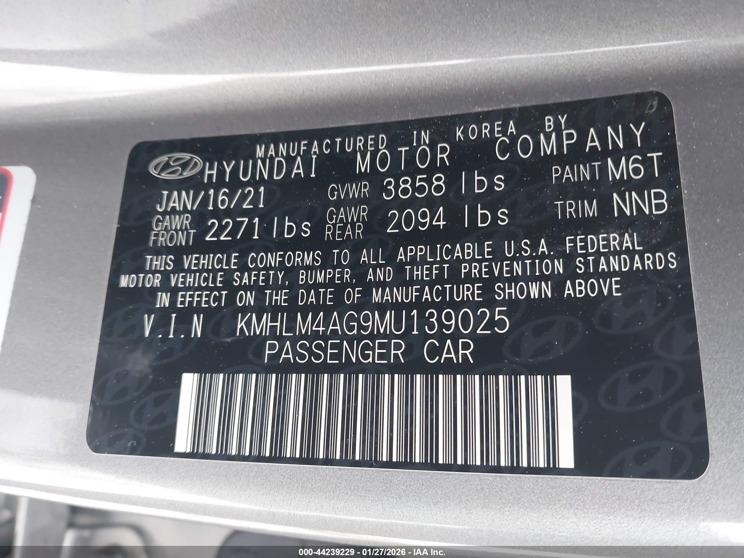 HYUNDAI ELANTRA image 9