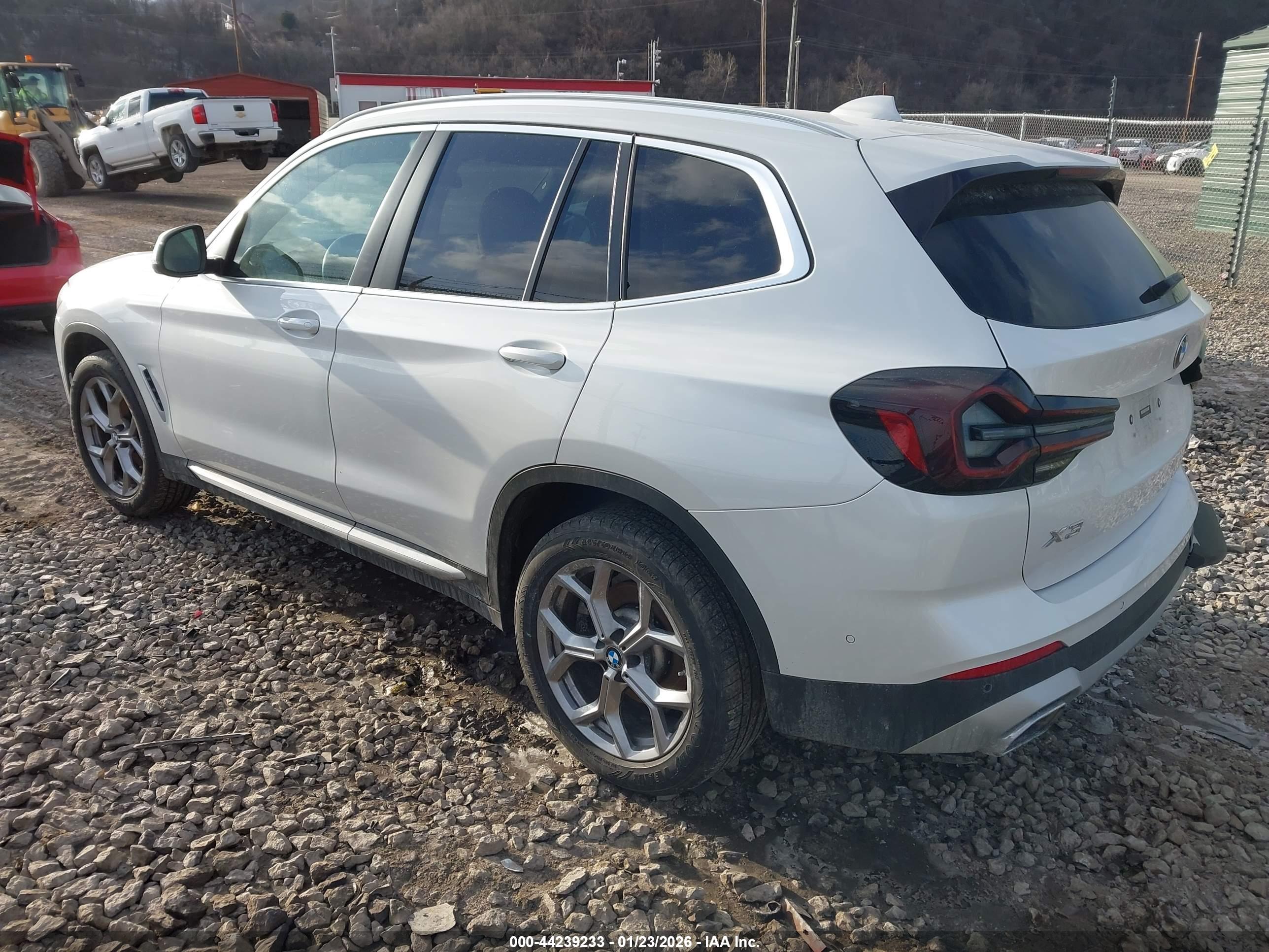 BMW X3 image 3