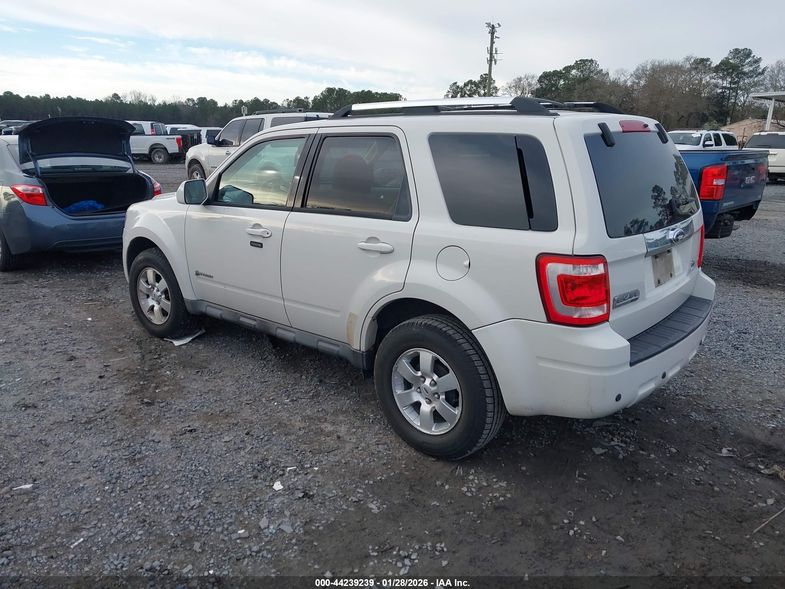FORD ESCAPE image 3