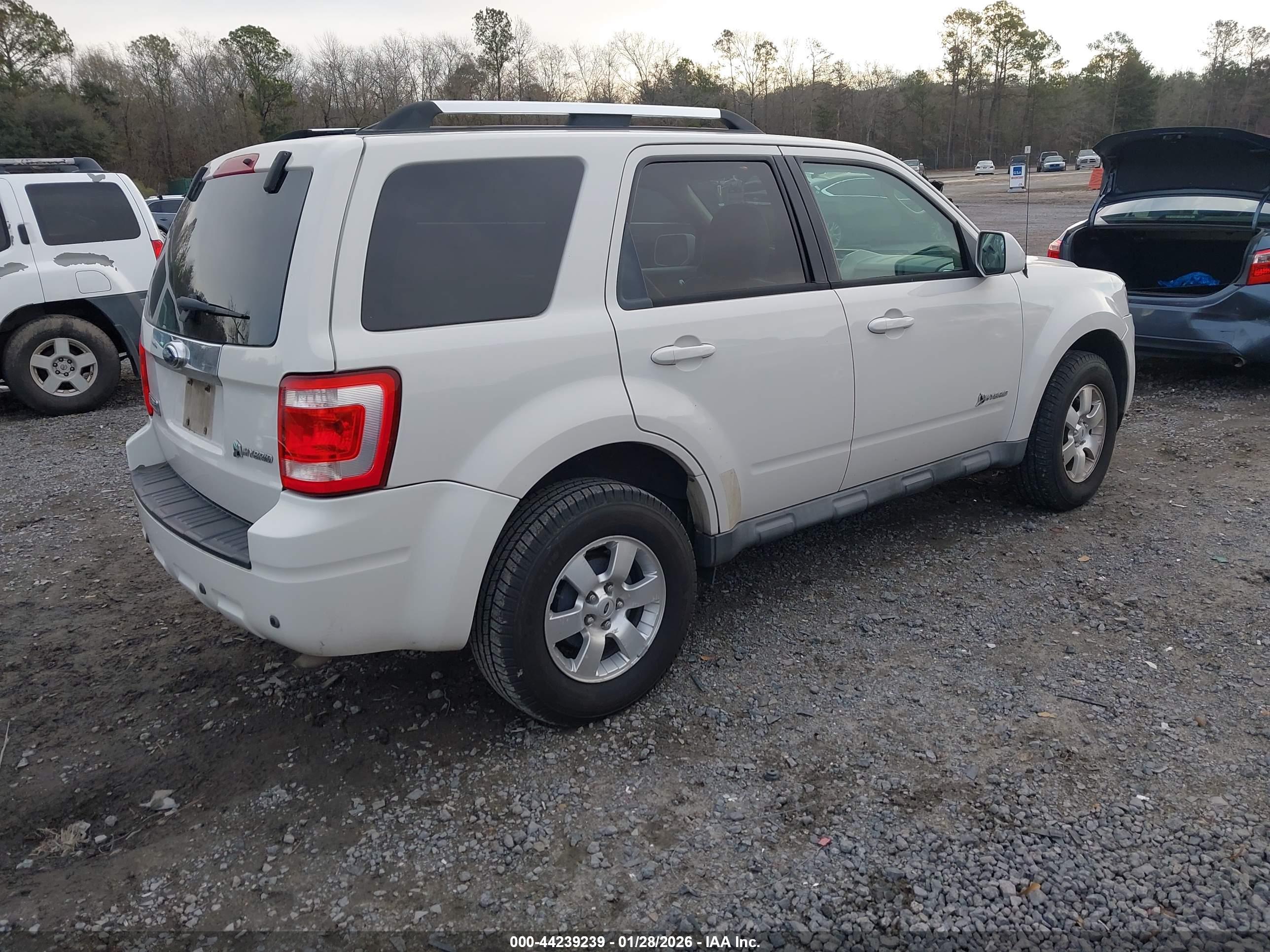 FORD ESCAPE image 4