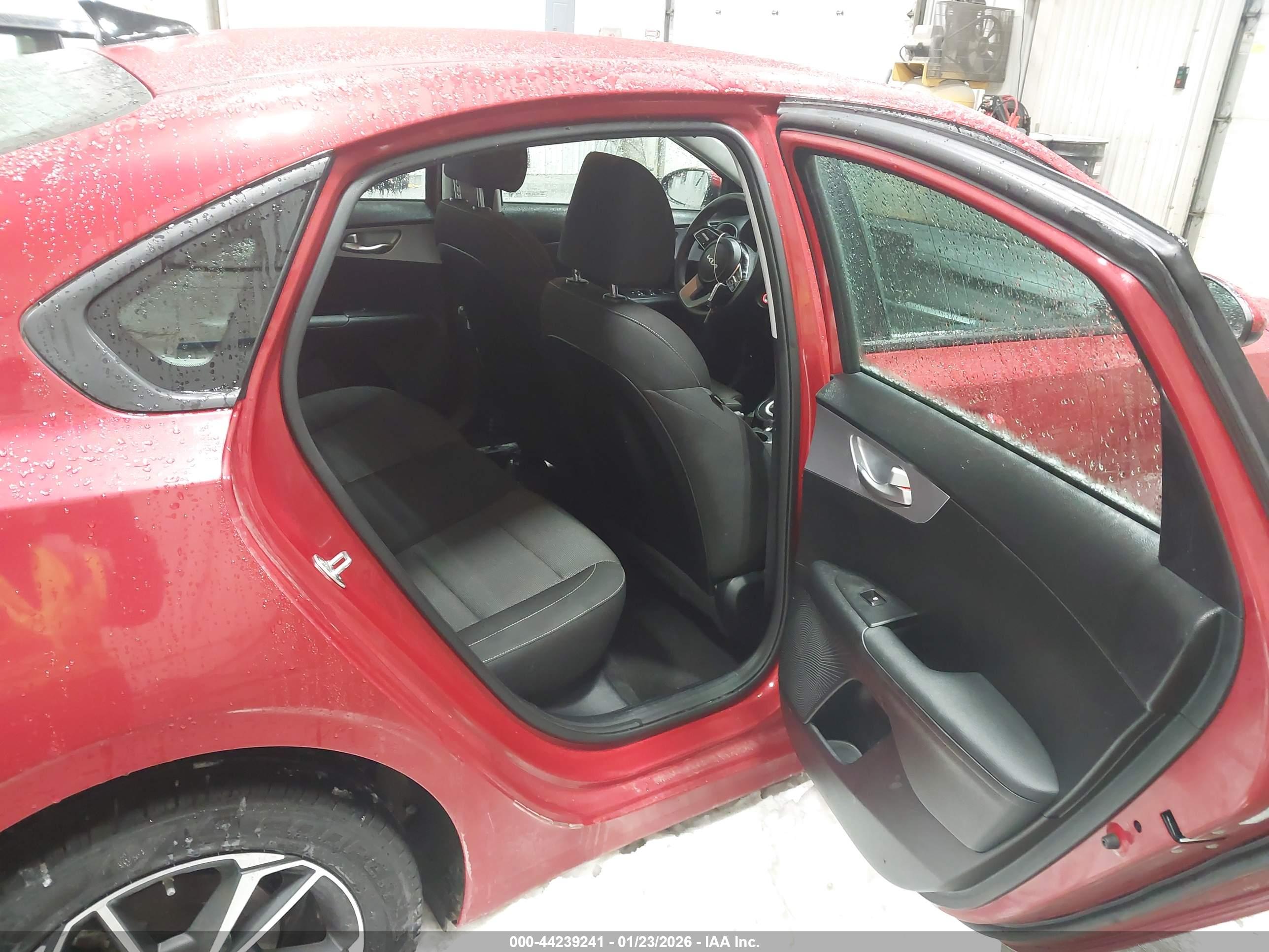 KIA FORTE image 8