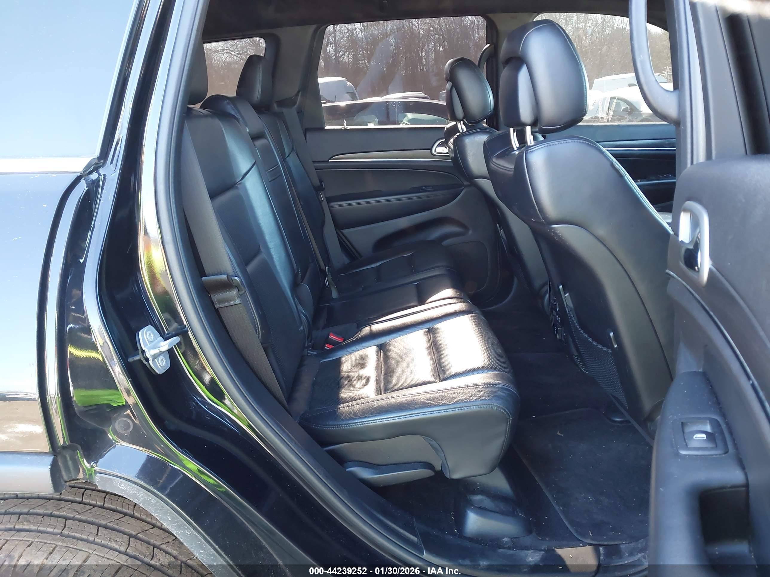 JEEP GRAND image 8