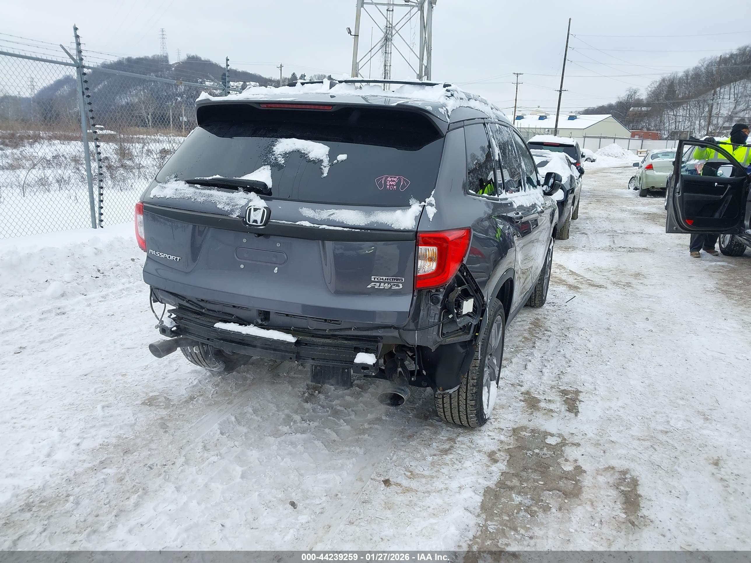 HONDA PASSPORT image 4