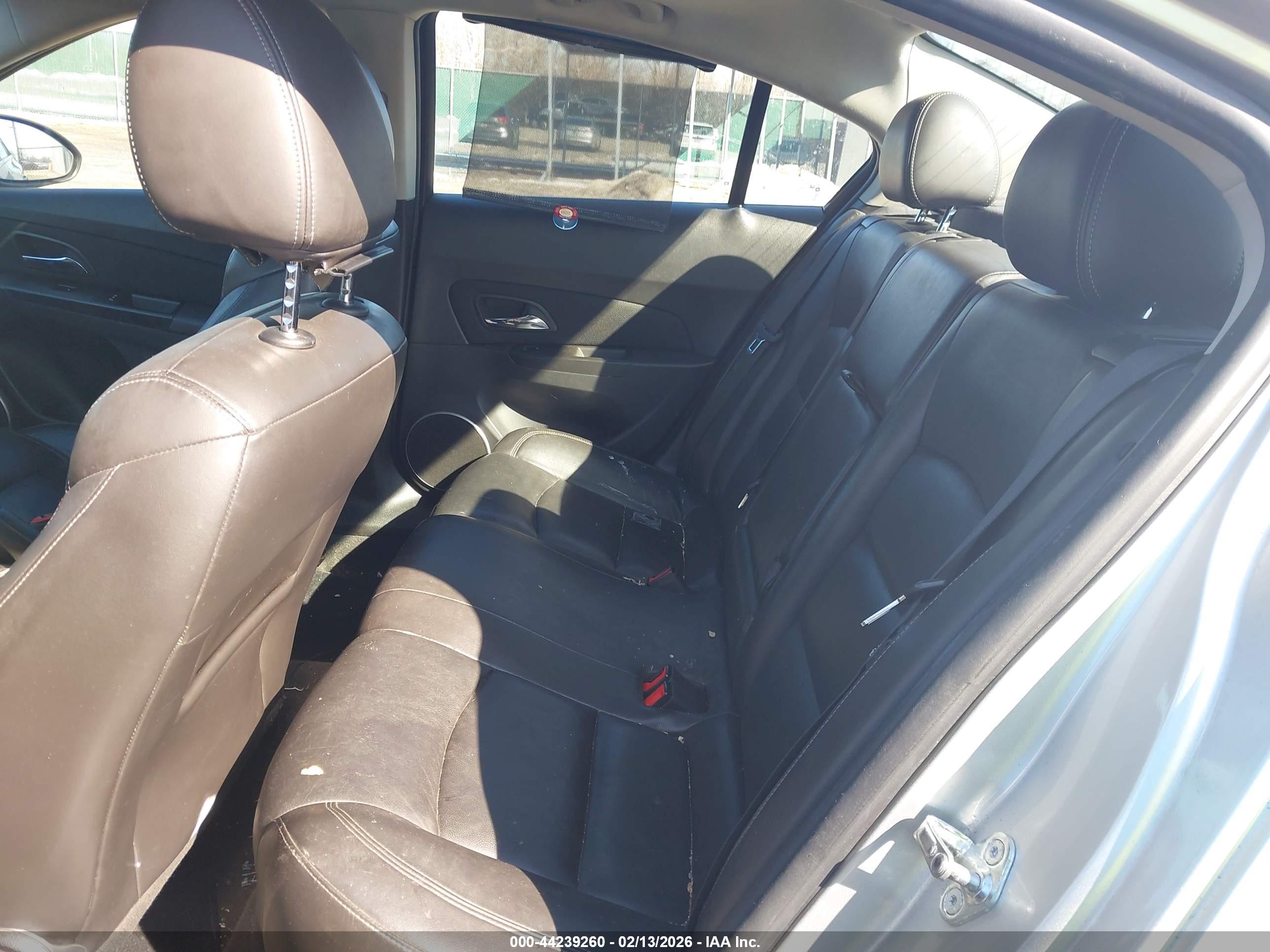 CHEVROLET CRUZE image 8