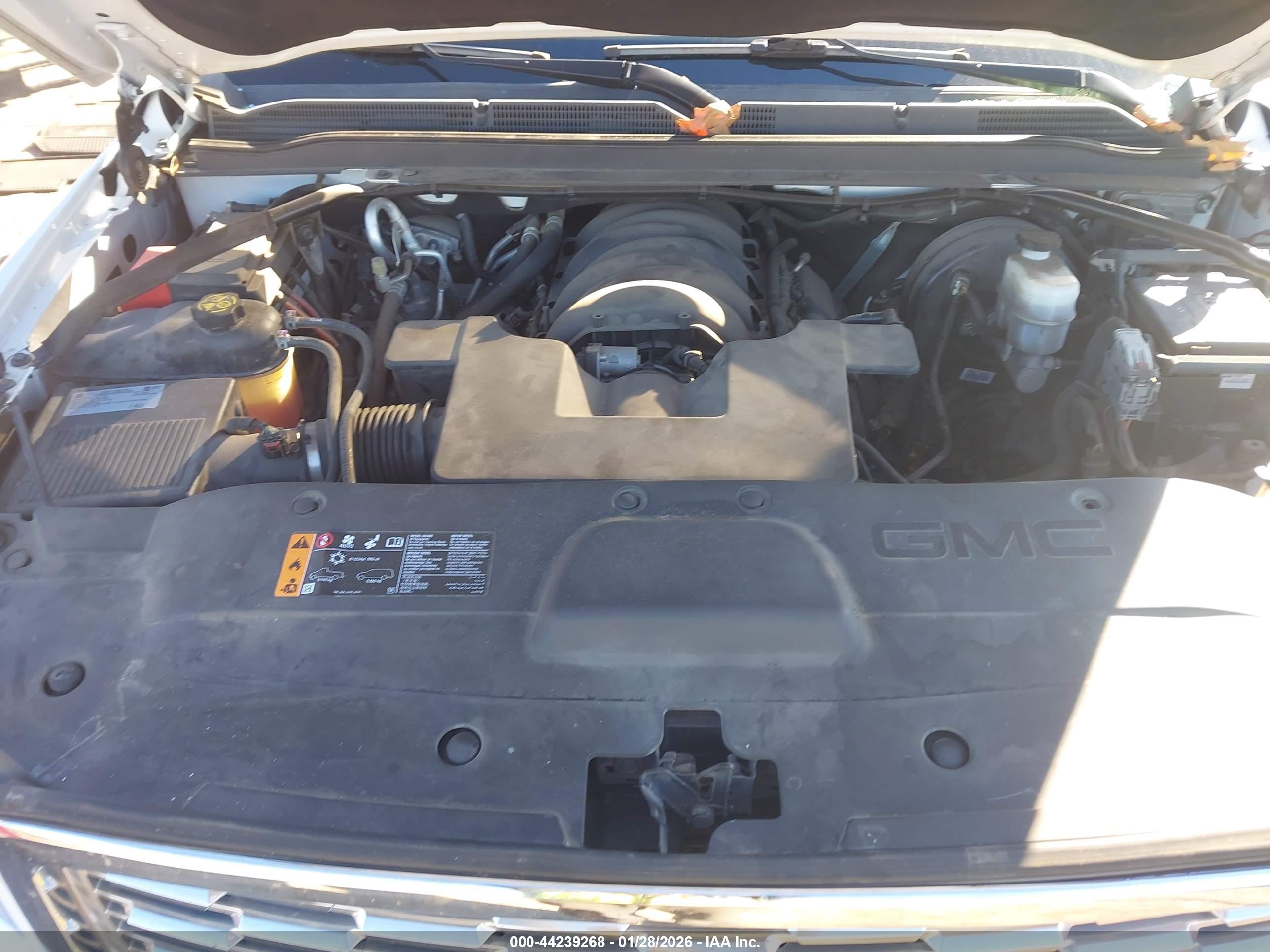 GMC YUKON image 10