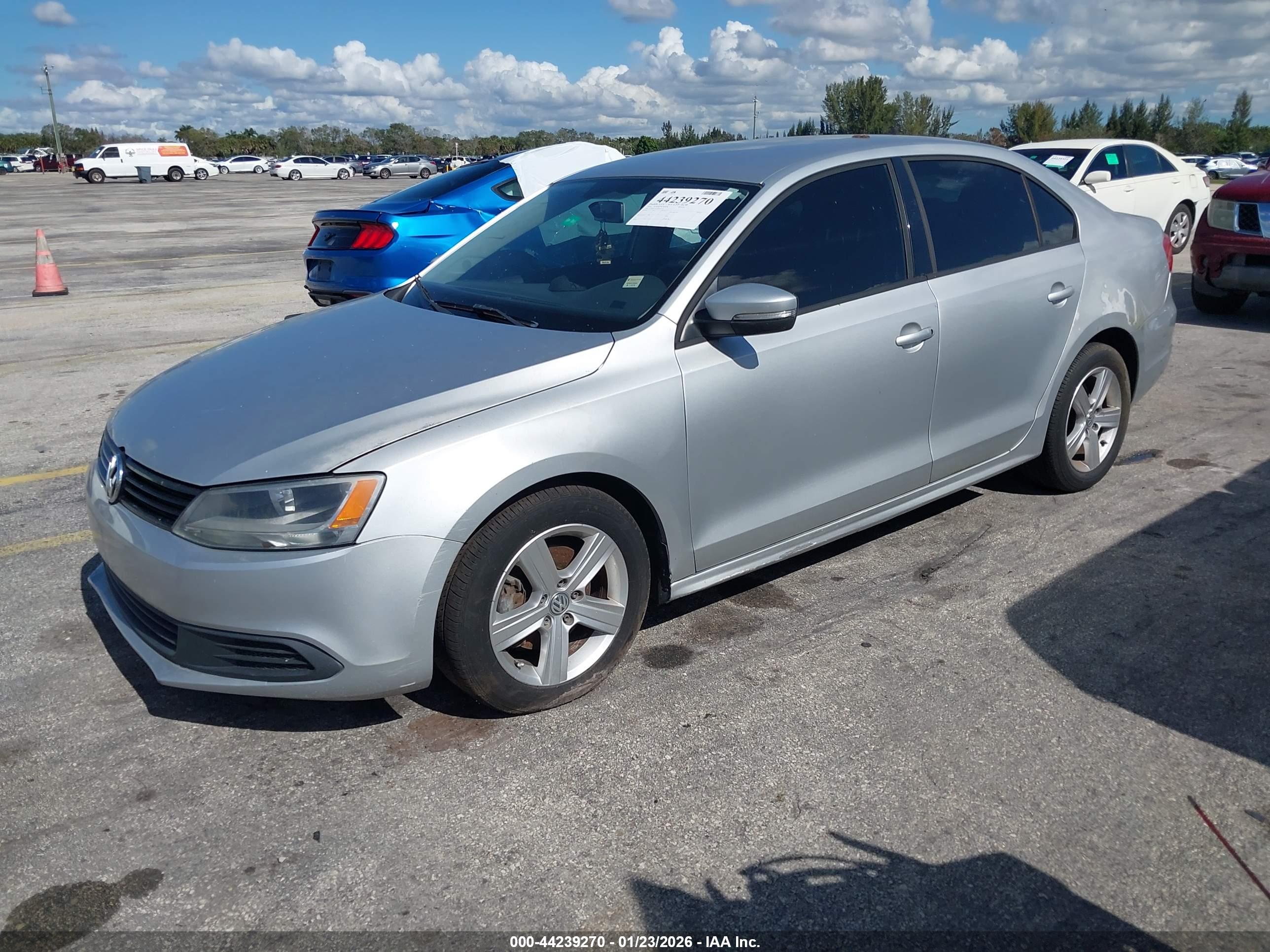 VOLKSWAGEN JETTA image 2