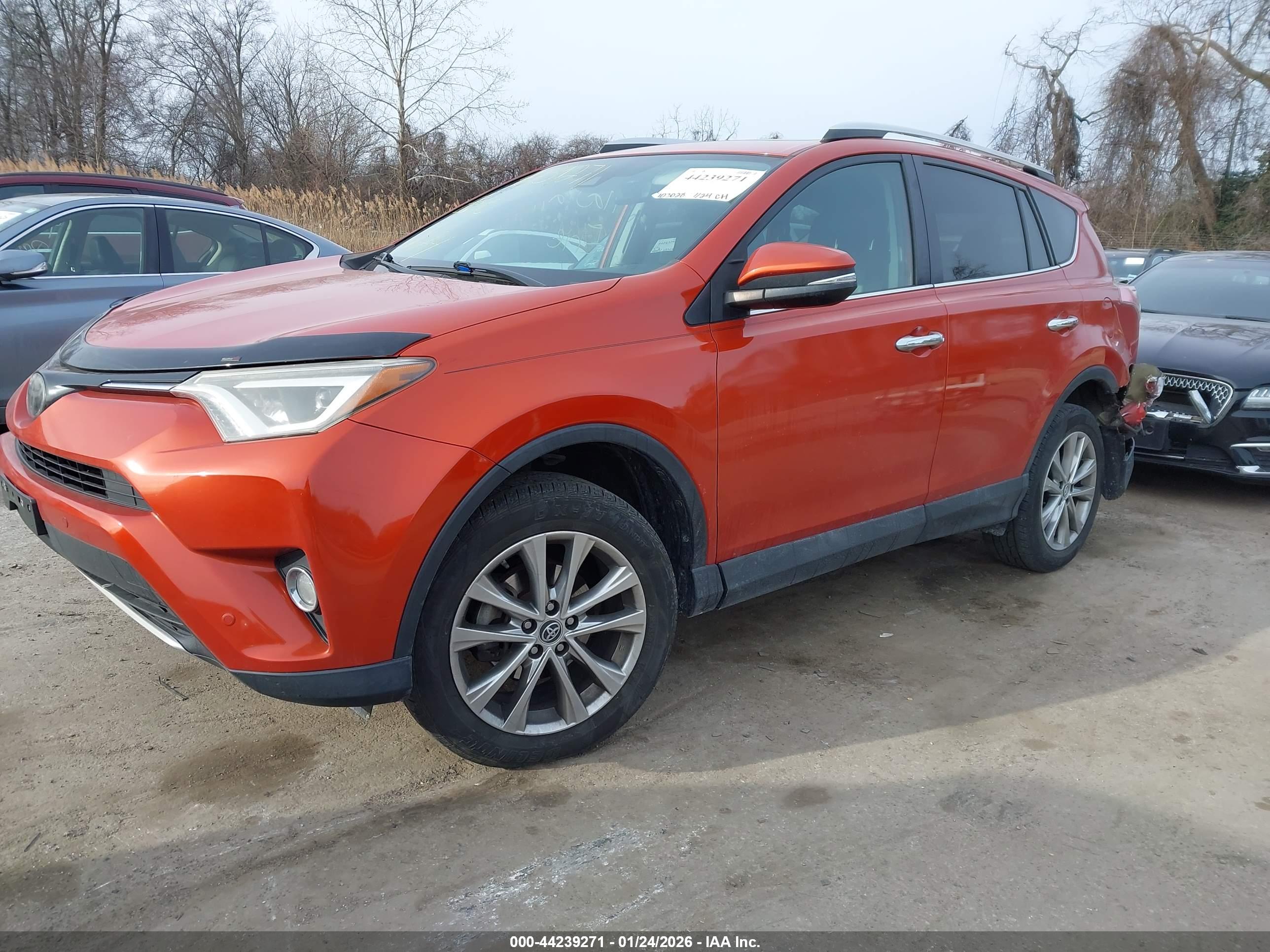 TOYOTA RAV4 image 2