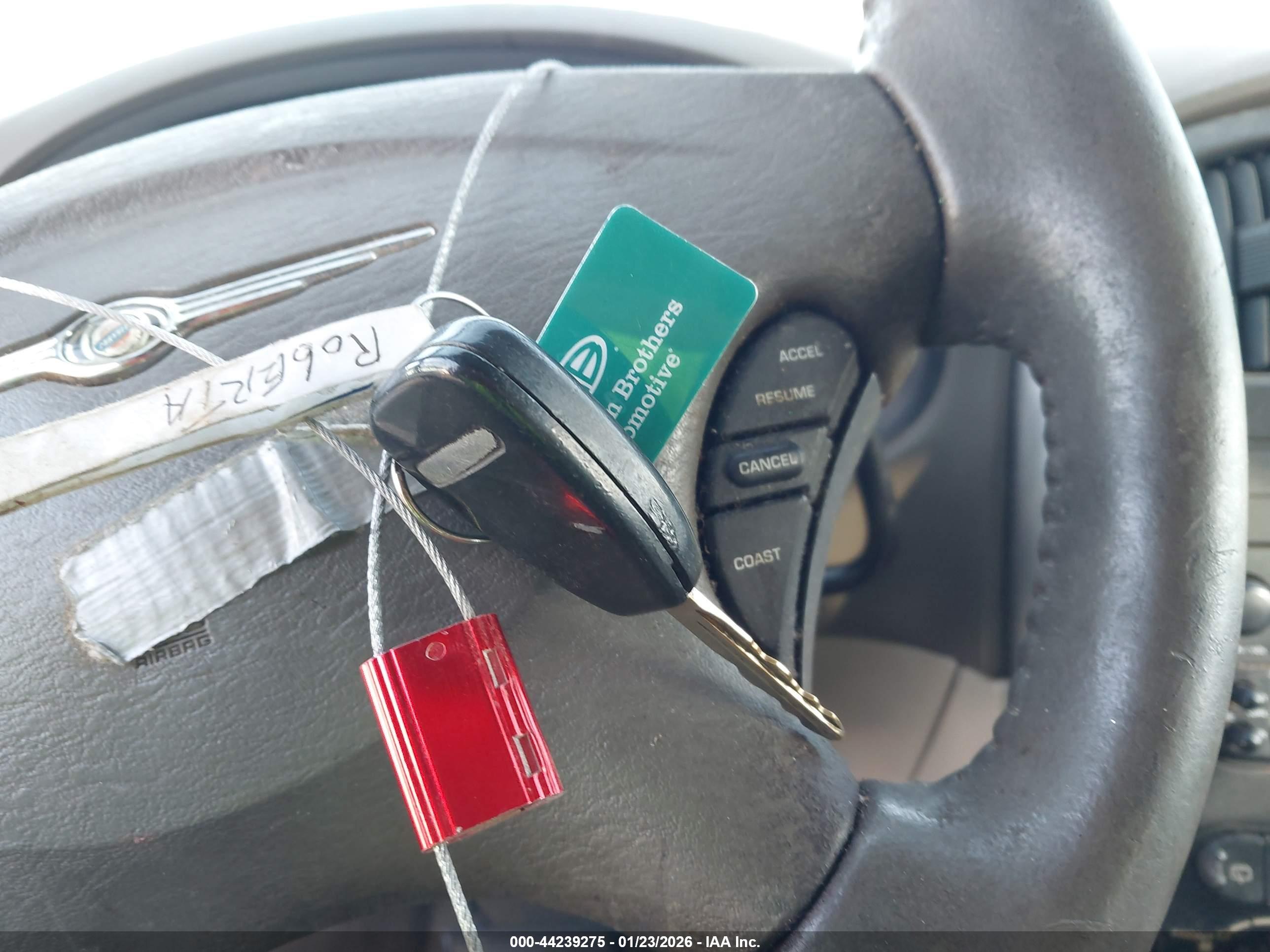 CHRYSLER TOWN image 11