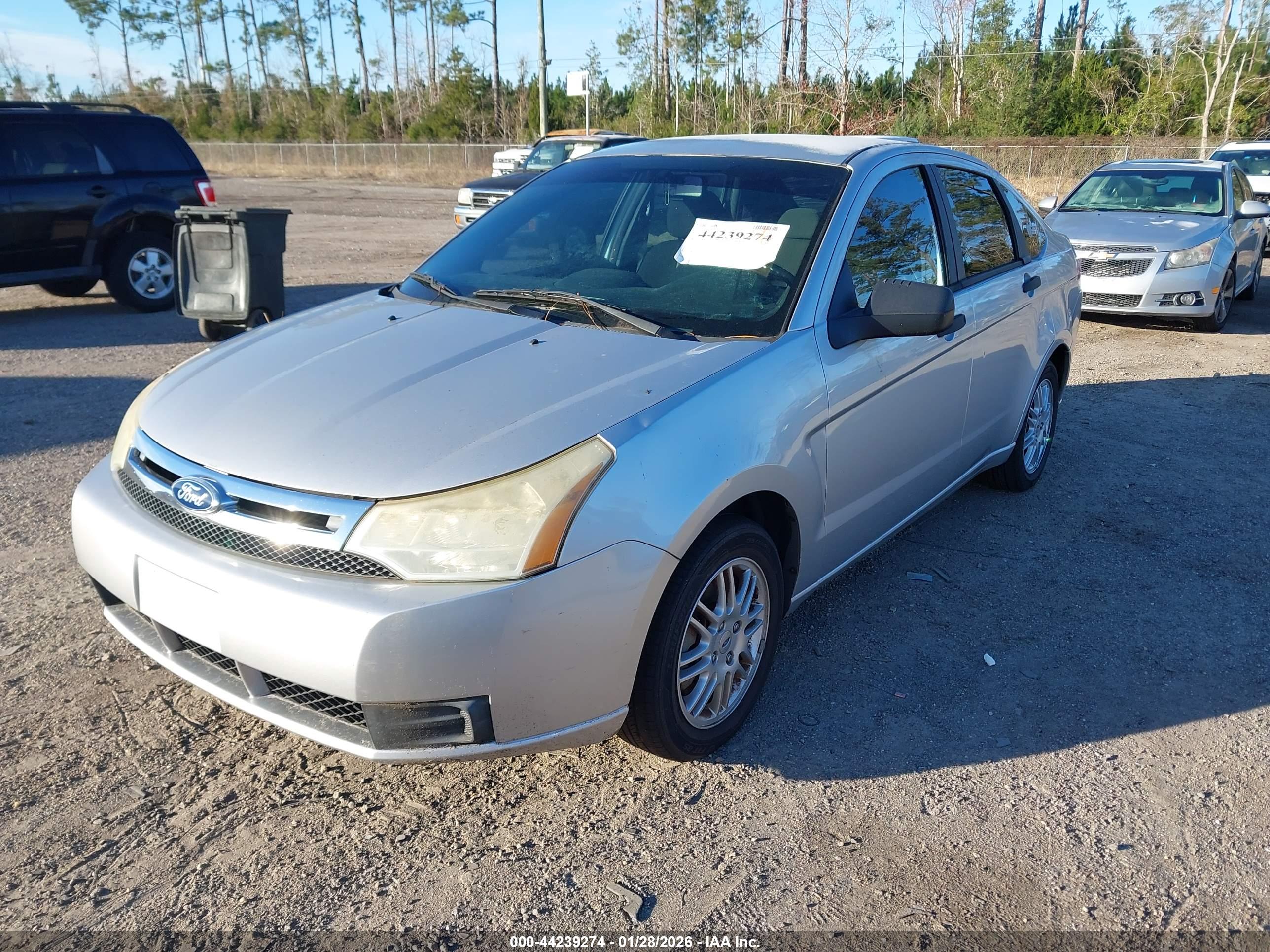 FORD FOCUS image 2