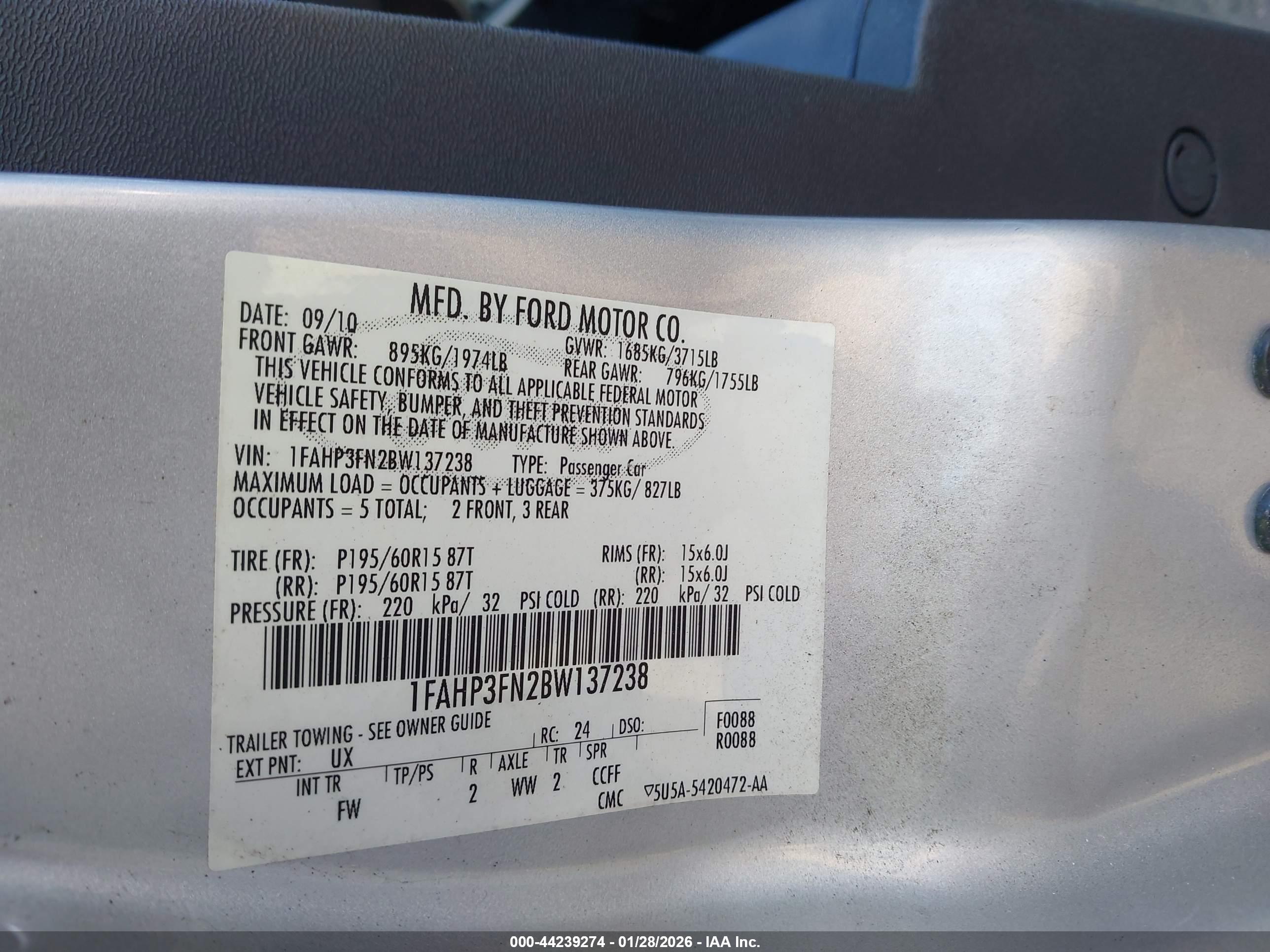 FORD FOCUS image 9