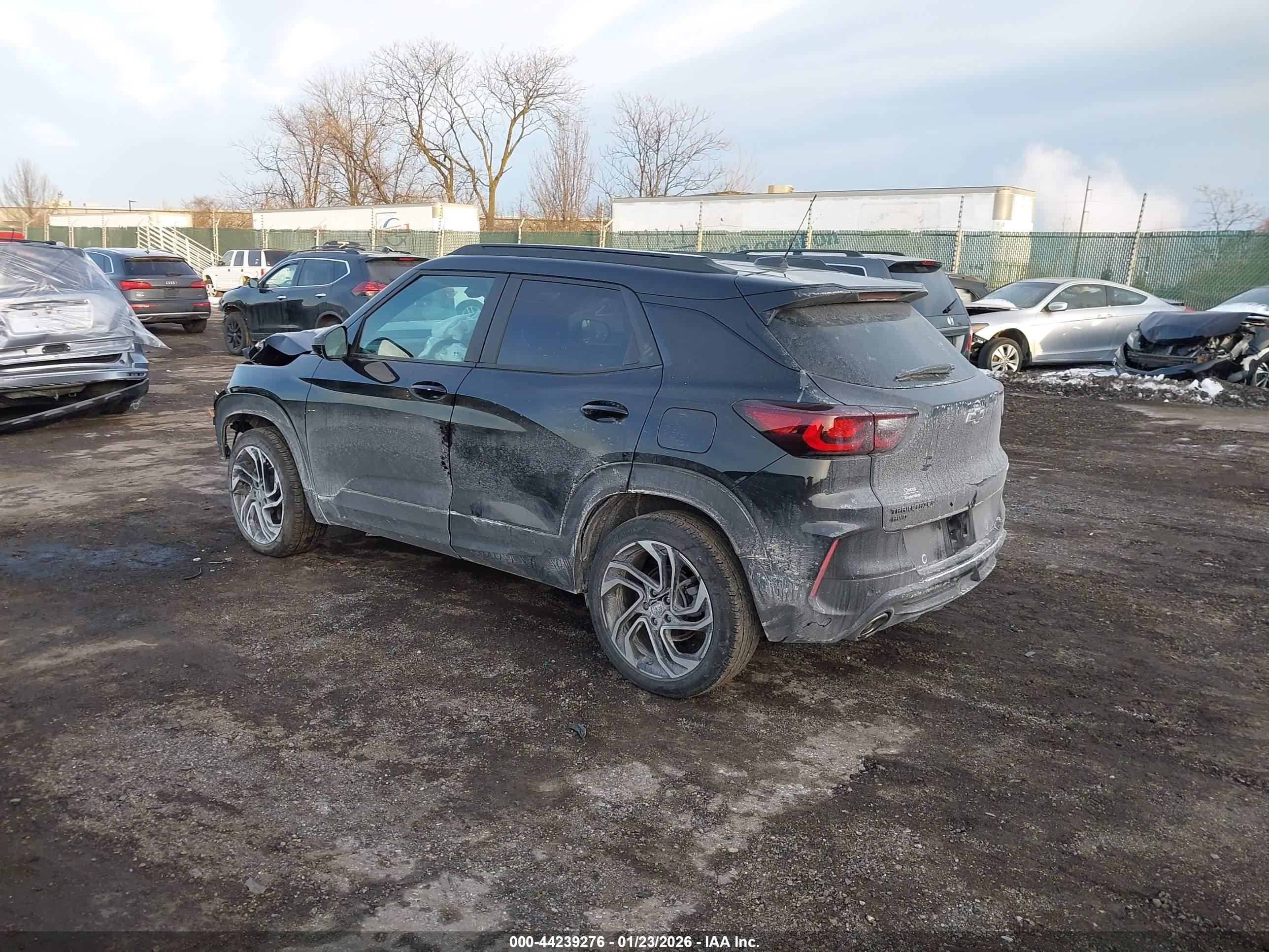 CHEVROLET TRAILBLAZER image 3