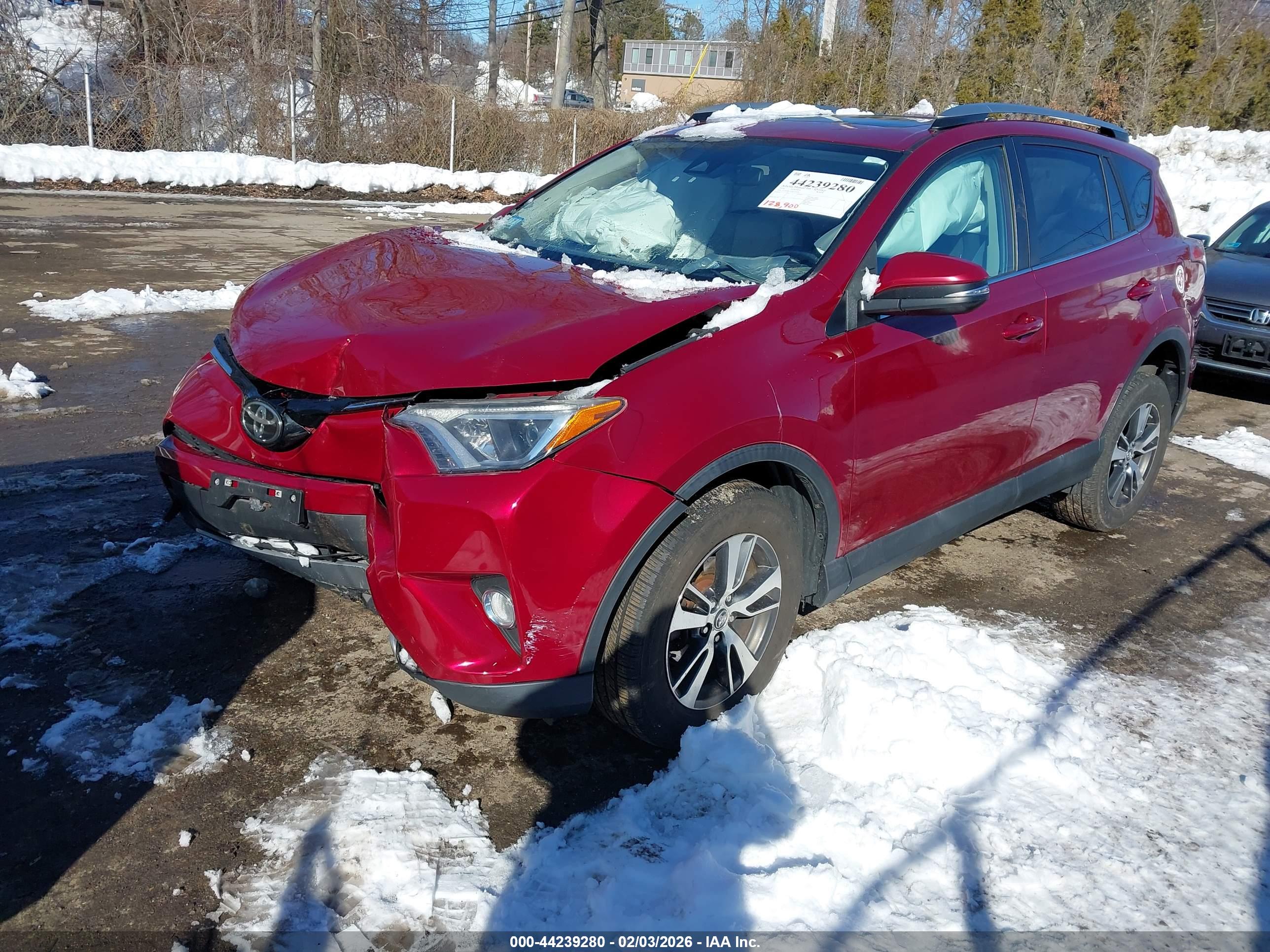 TOYOTA RAV4 image 2