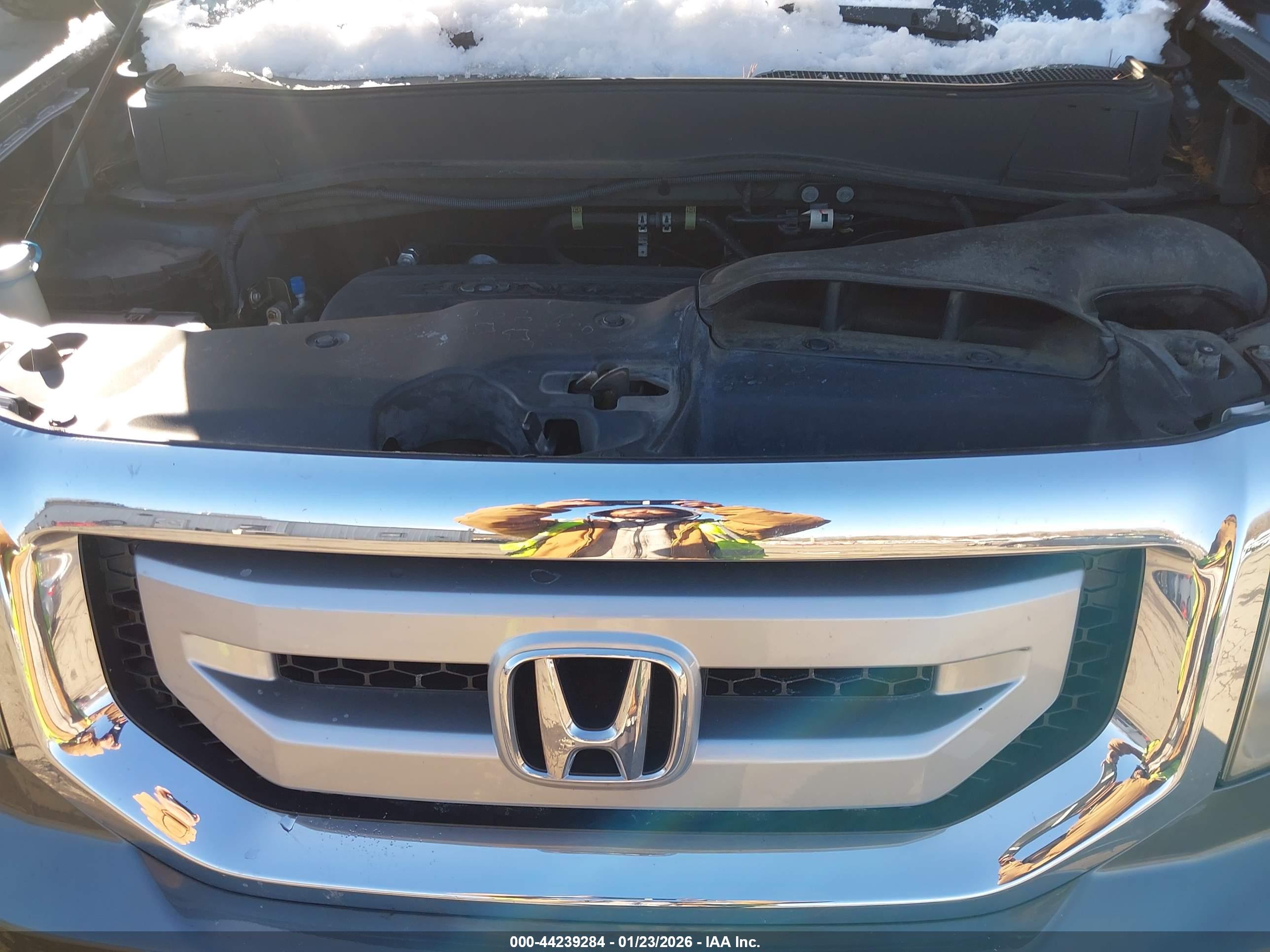HONDA PILOT image 10