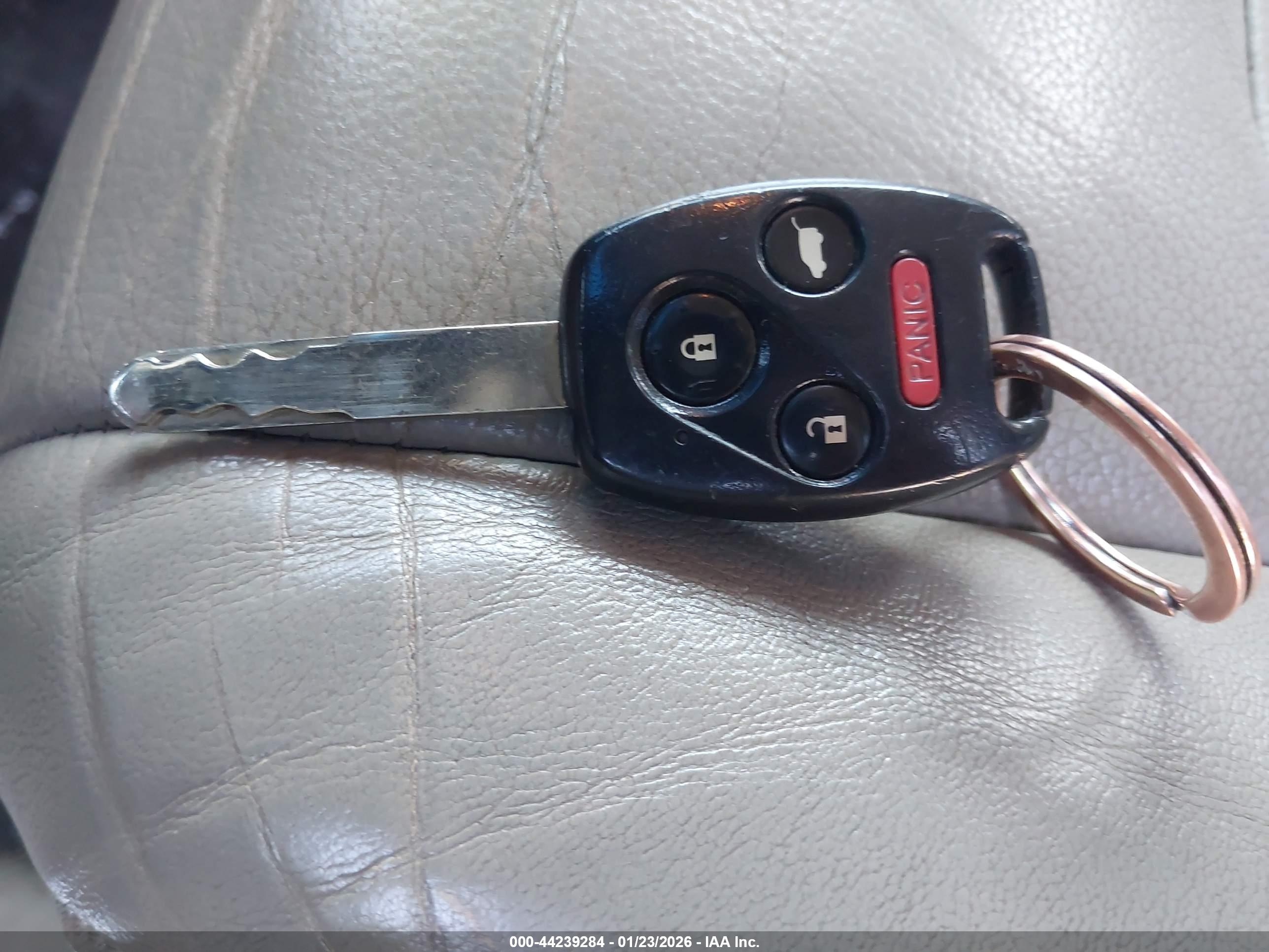 HONDA PILOT image 11