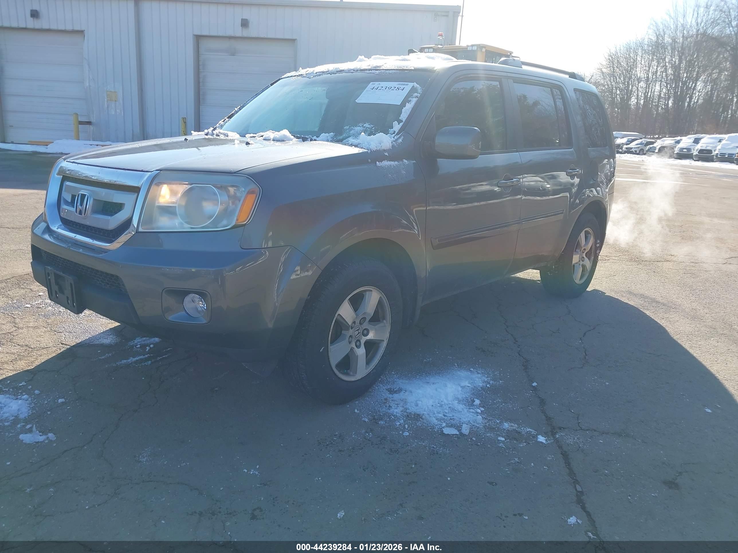 HONDA PILOT image 2