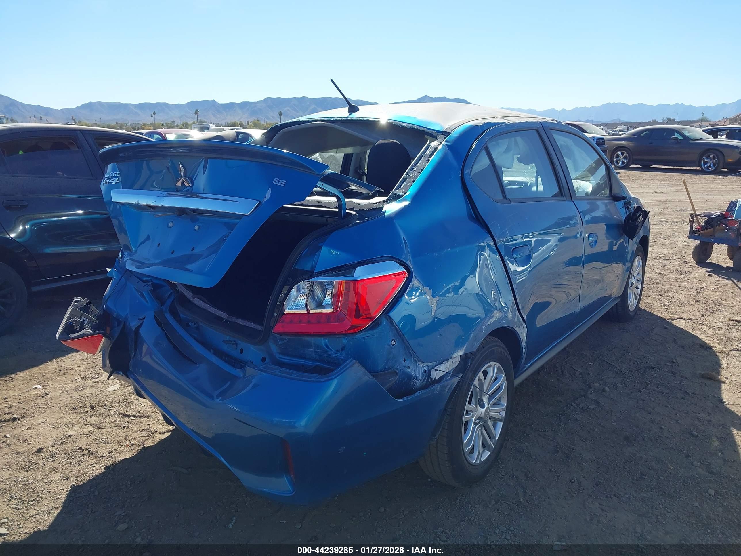 MITSUBISHI MIRAGE image 4