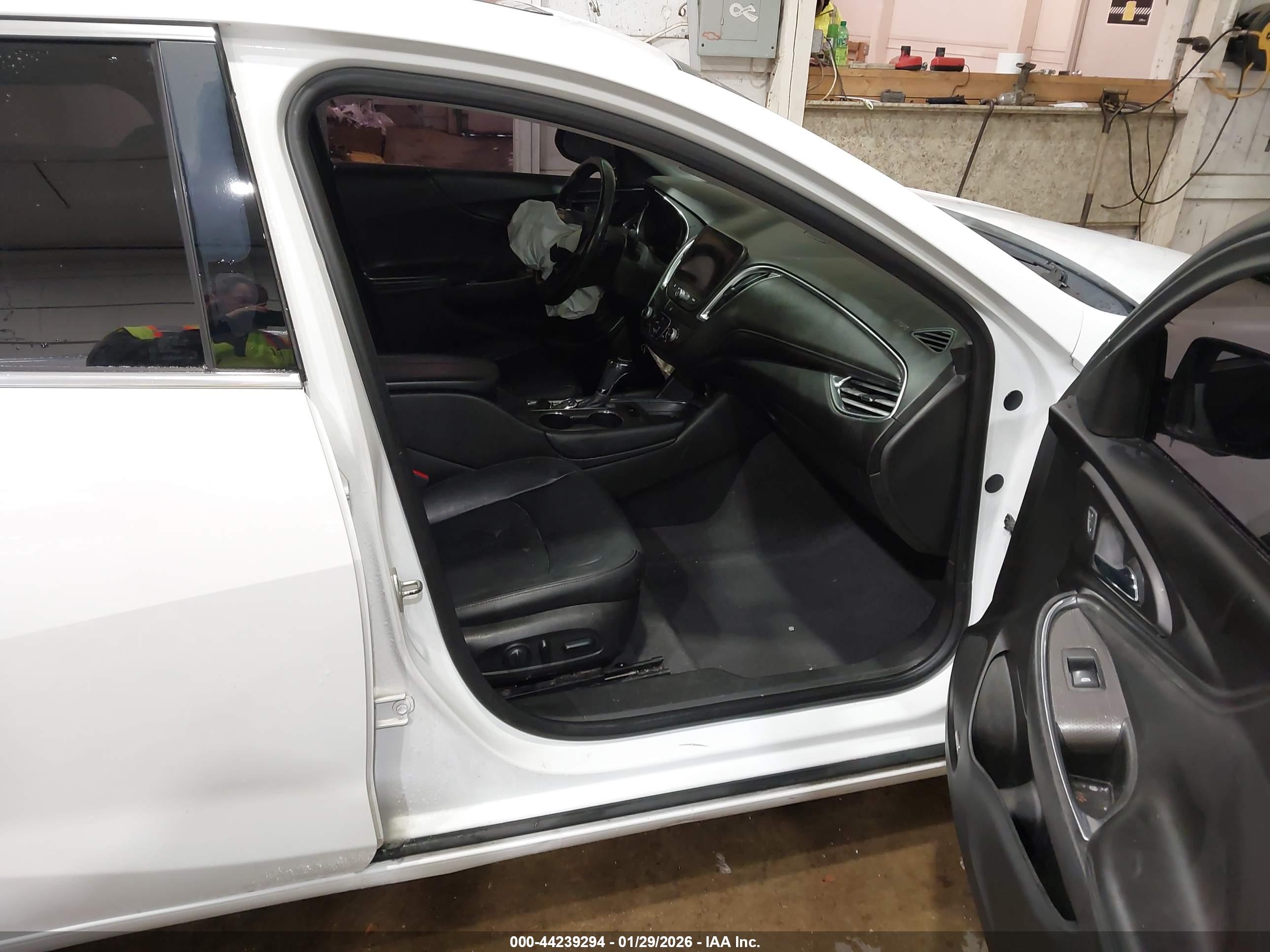 CHEVROLET MALIBU image 5