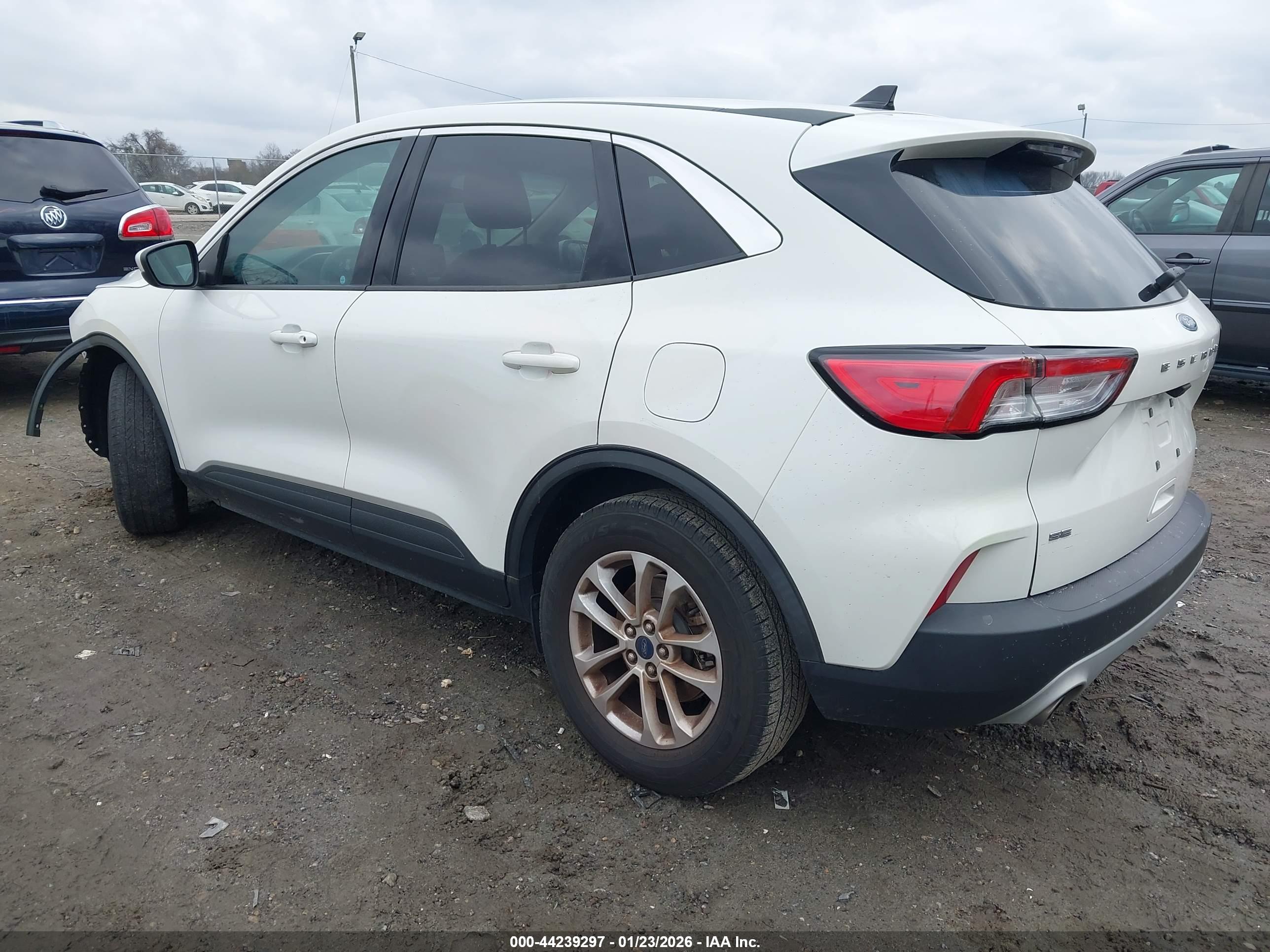 FORD ESCAPE image 3